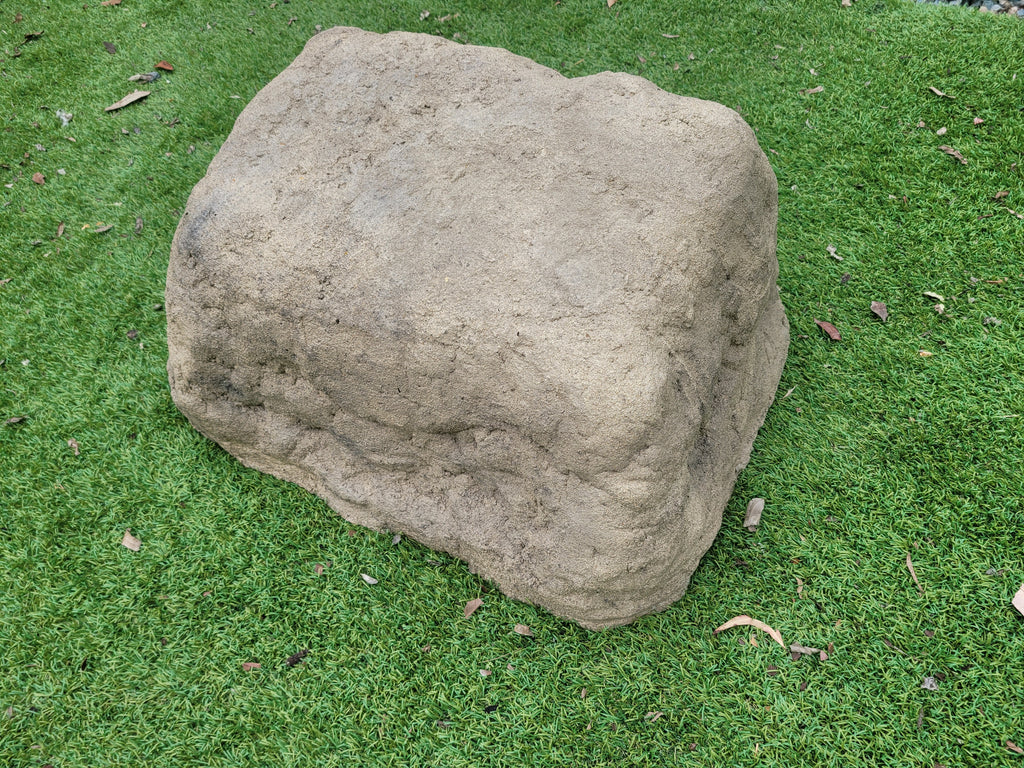 Memorial Rock Urn 1834 Extra-Large Natural Riversand