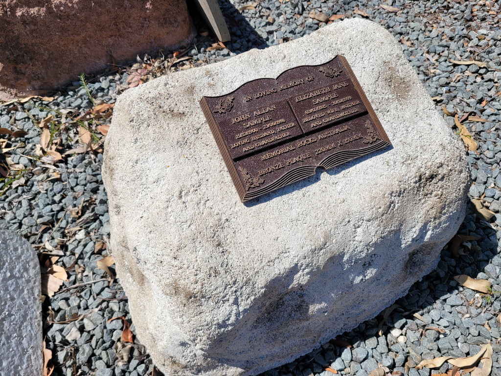Memorial Rock Urn 1911 Extra-Large Natural Riversand