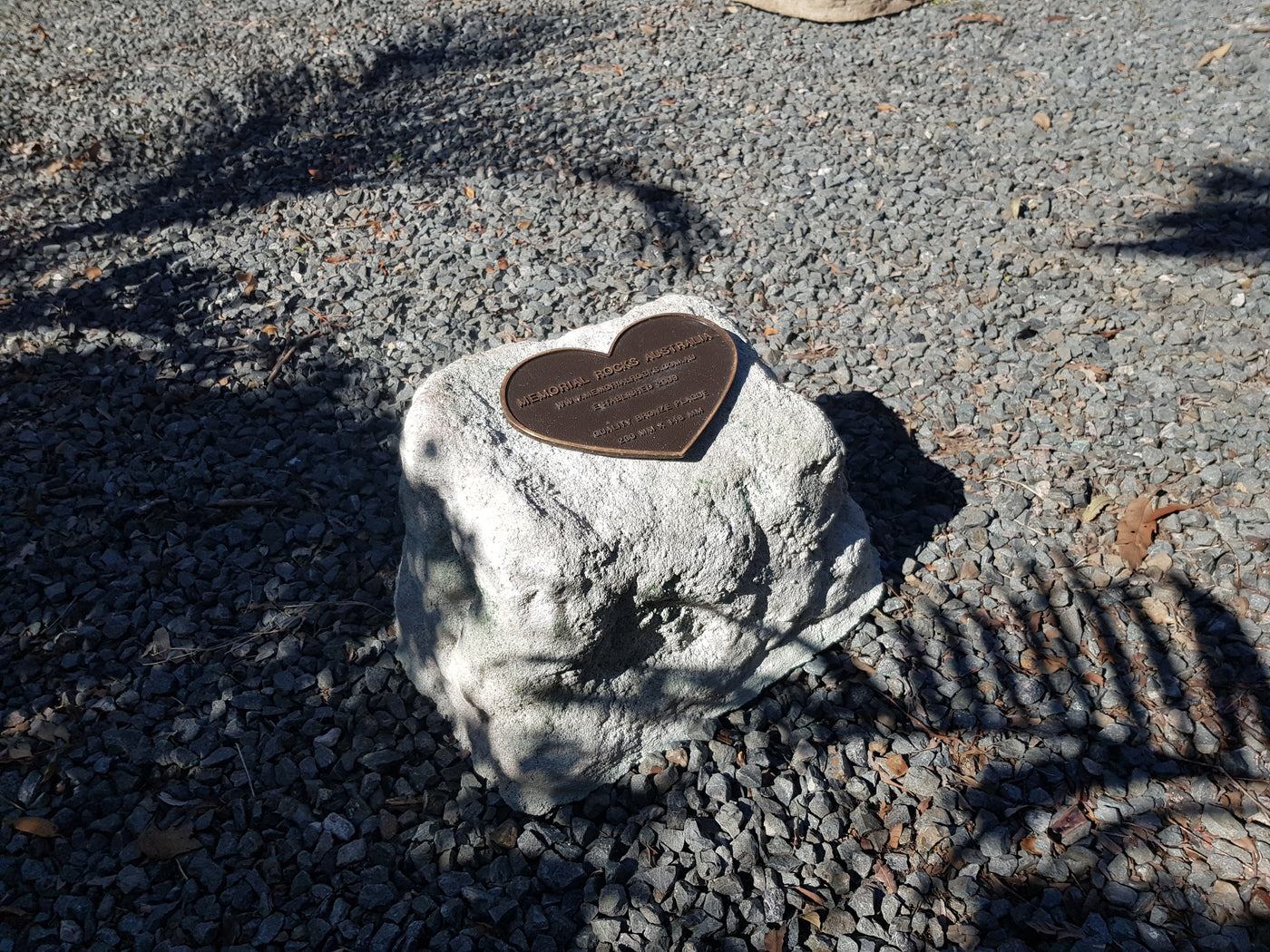 Large Memorial Rocks Memorial Garden Urns Online – Memorial Rocks Australia