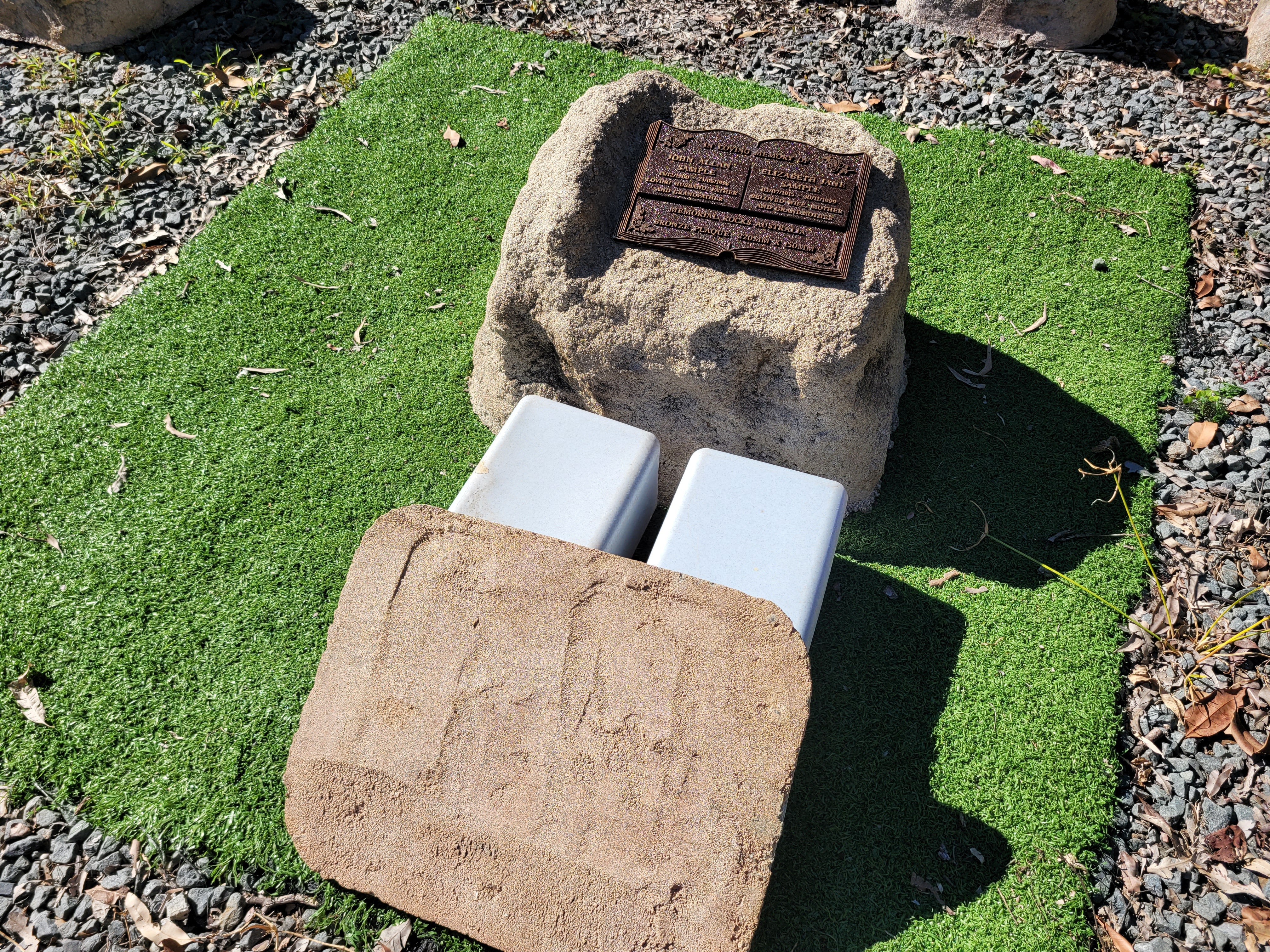 Memorial Rock Urn 1761 Large Double Natural Riversand