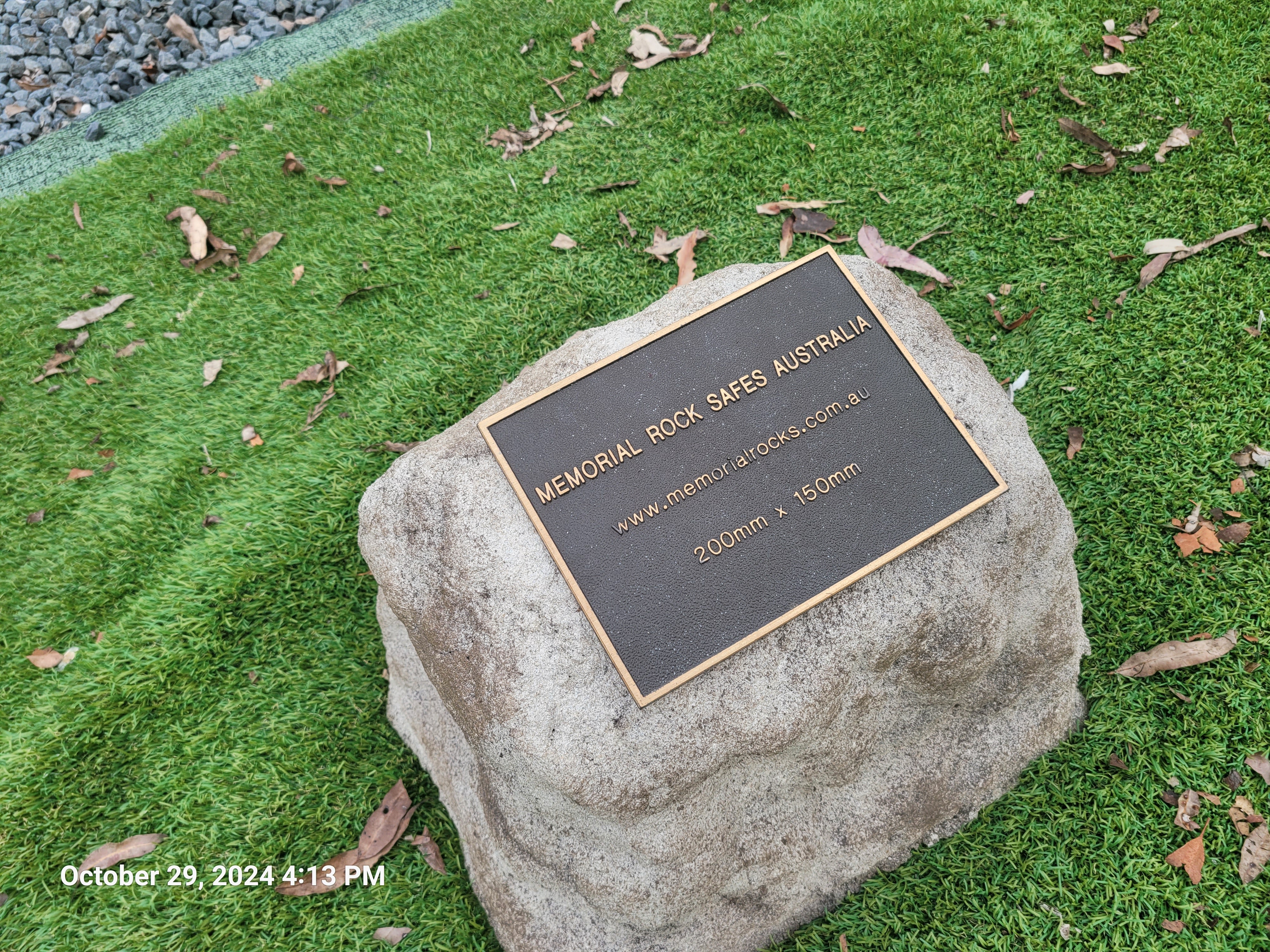 Memorial Rock Urn 1800  Large Natural Riversand