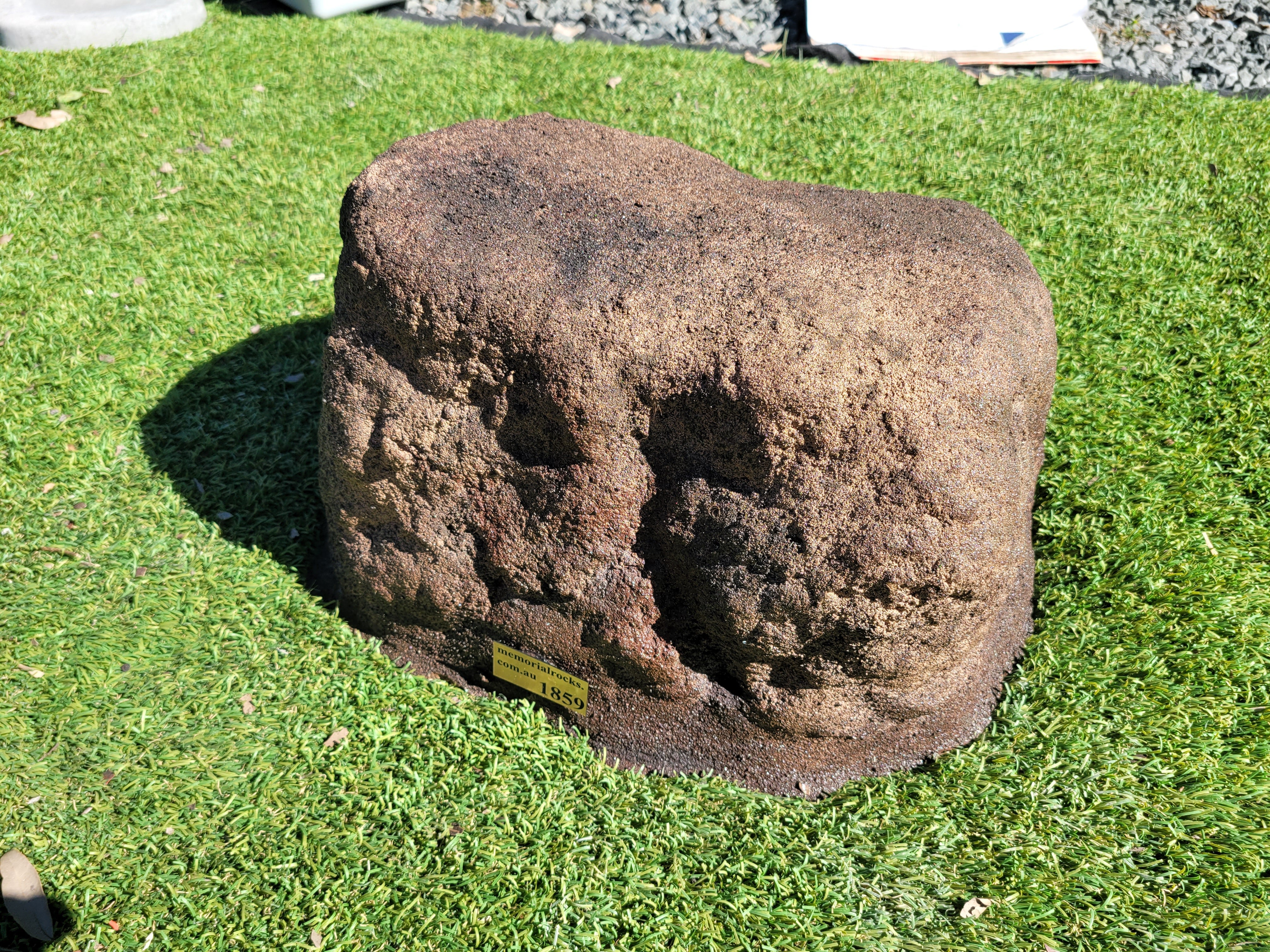 Memorial Rock Urn 1859  Medium Brown