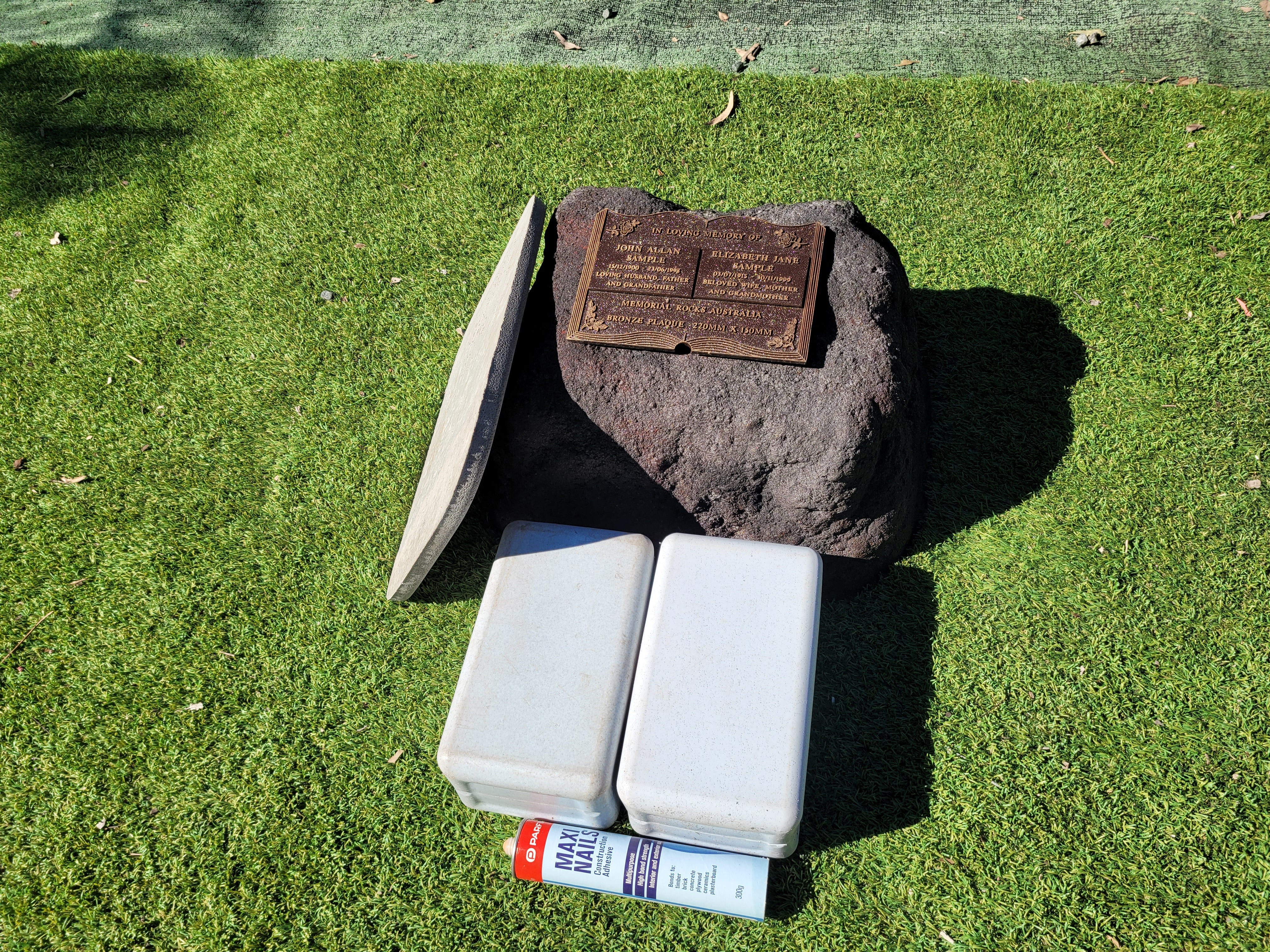 Memorial Rock Urn 1872 Large Double Charcoal/ Black