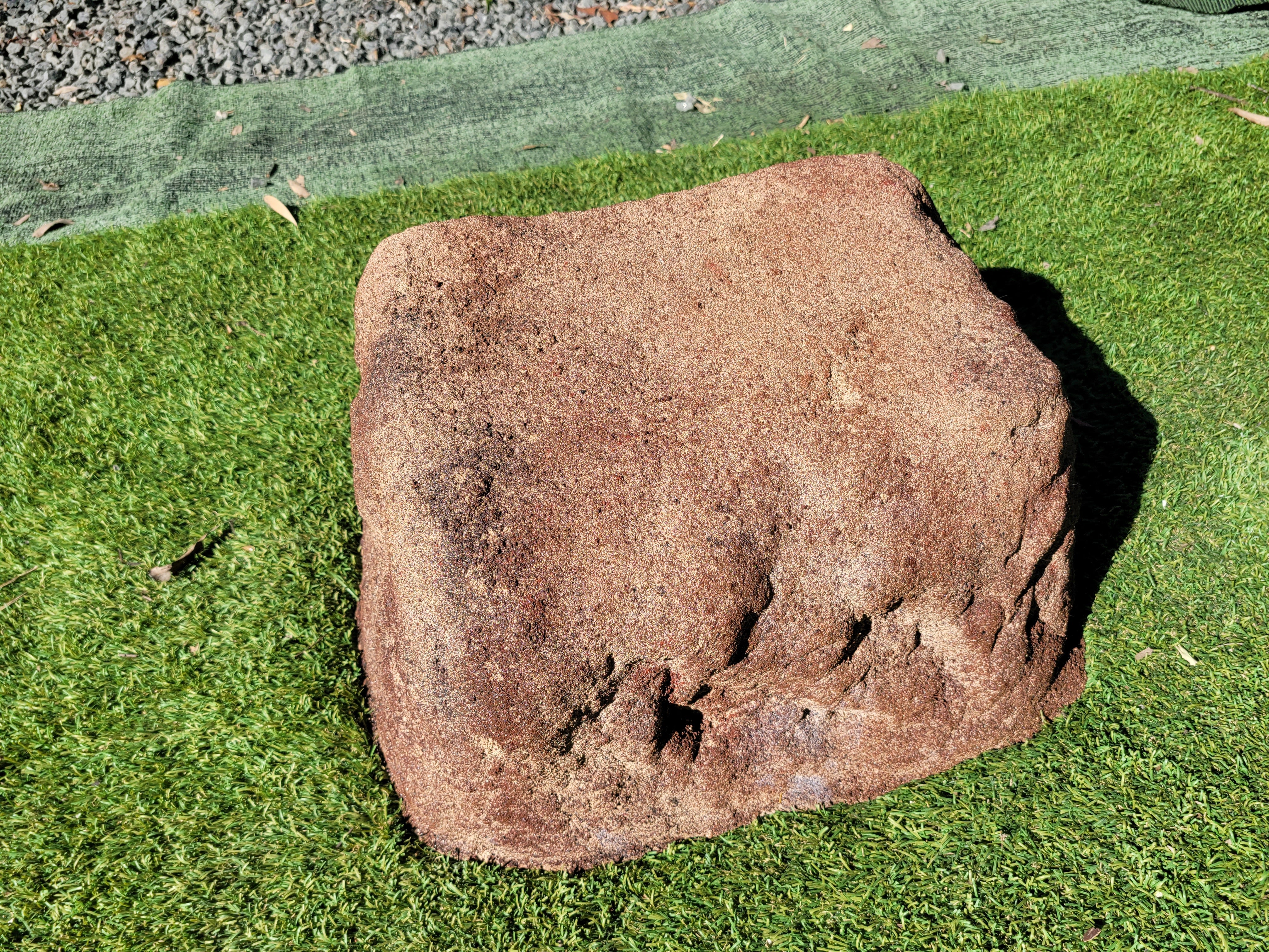 Memorial Rock Urn 1877 Large Double Brown