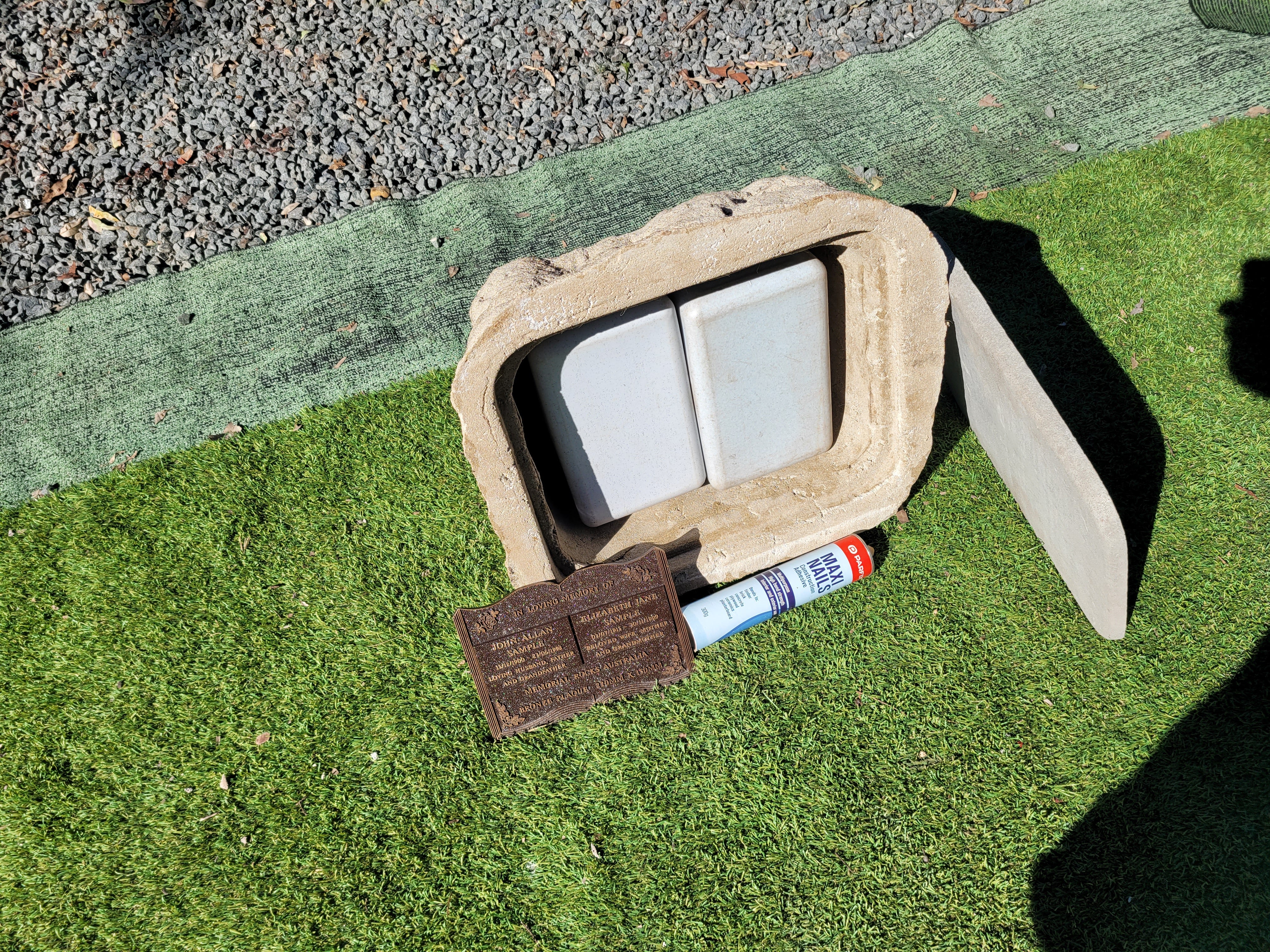 Memorial Rock Urn 1878 Large Double Natural Riversand