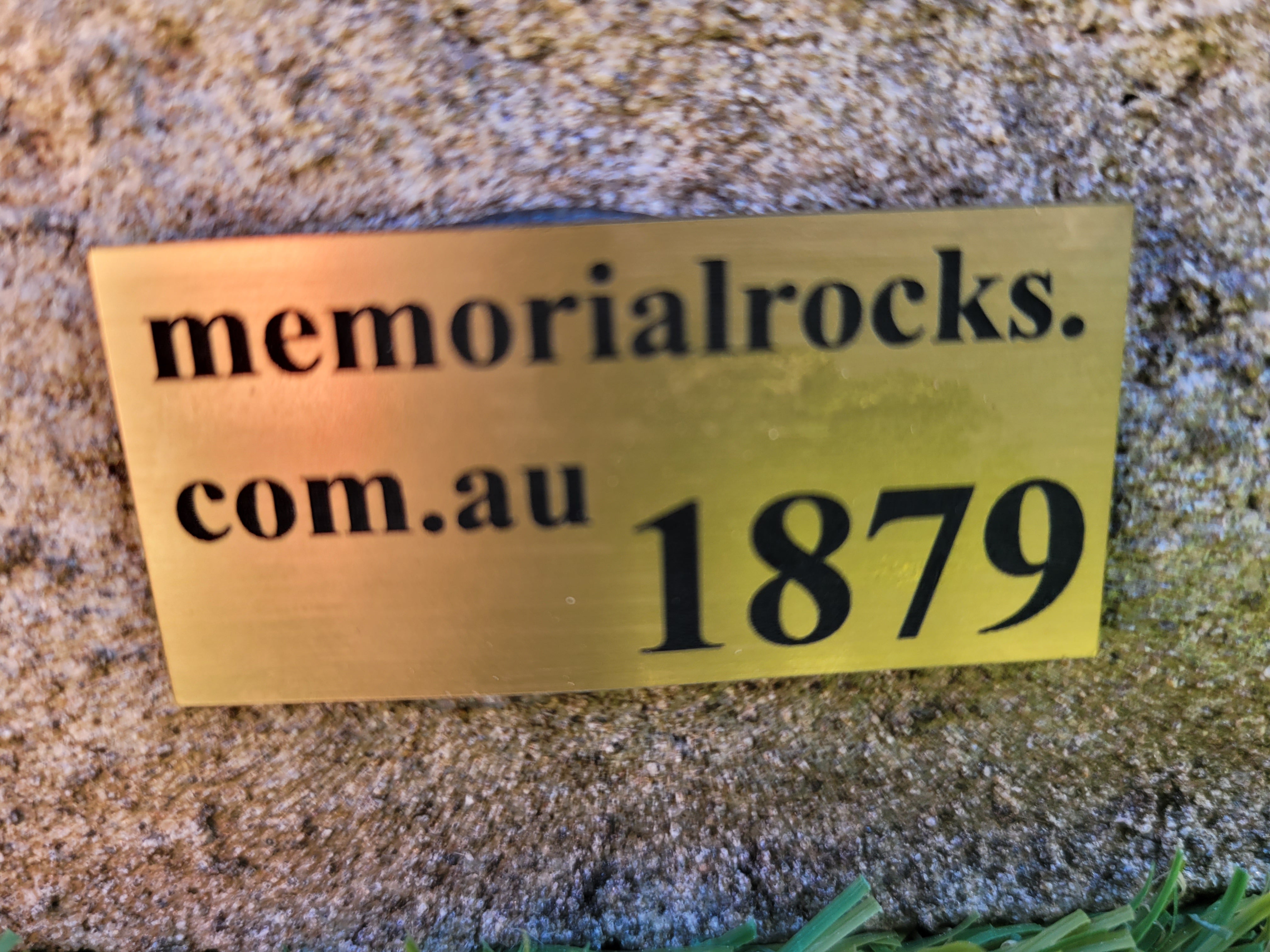 Memorial Rock Urn 1879 Large Double Natural Riversand