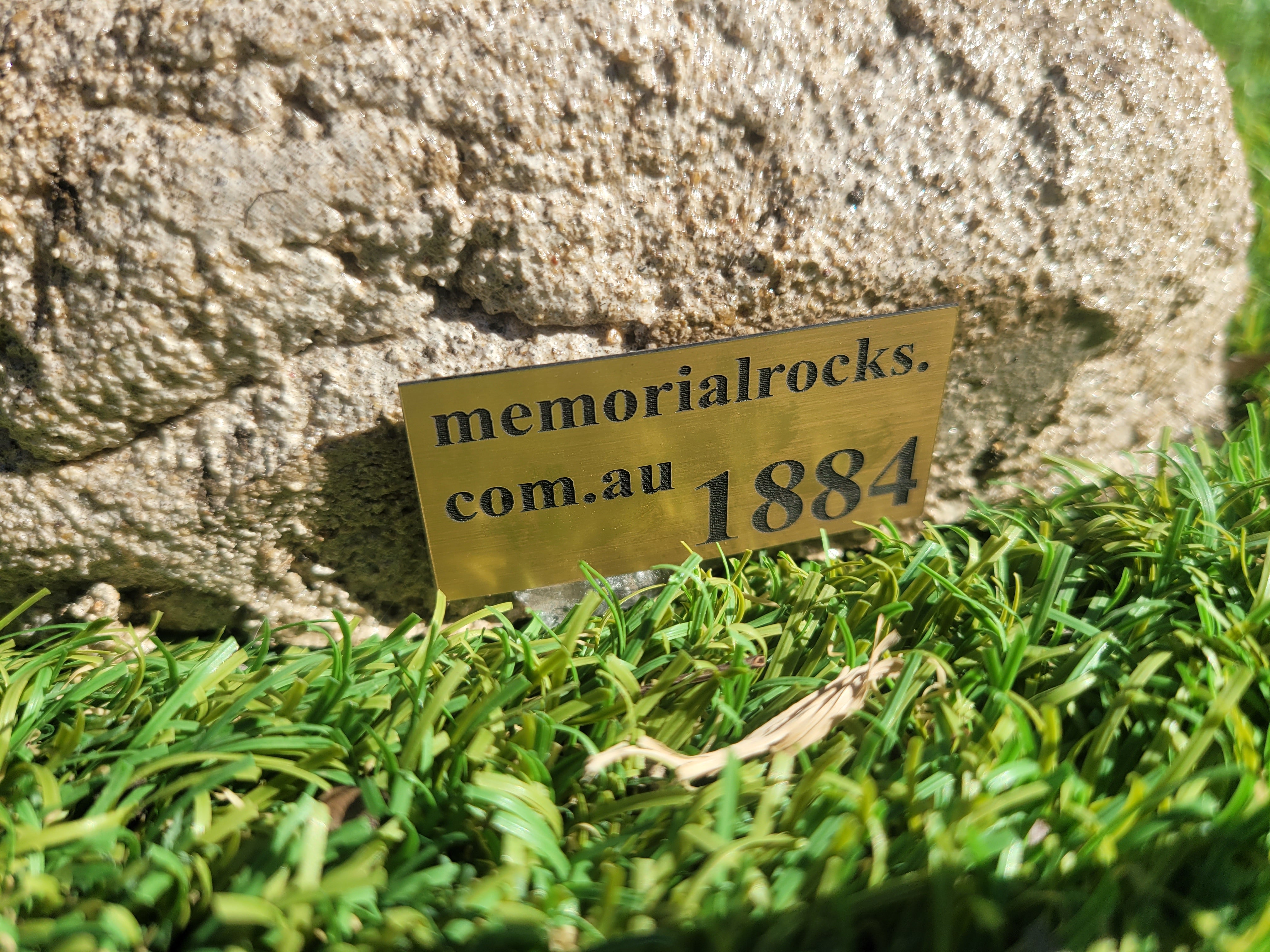 Partial Ash Rock Urn PA 1884 Natural Riversand