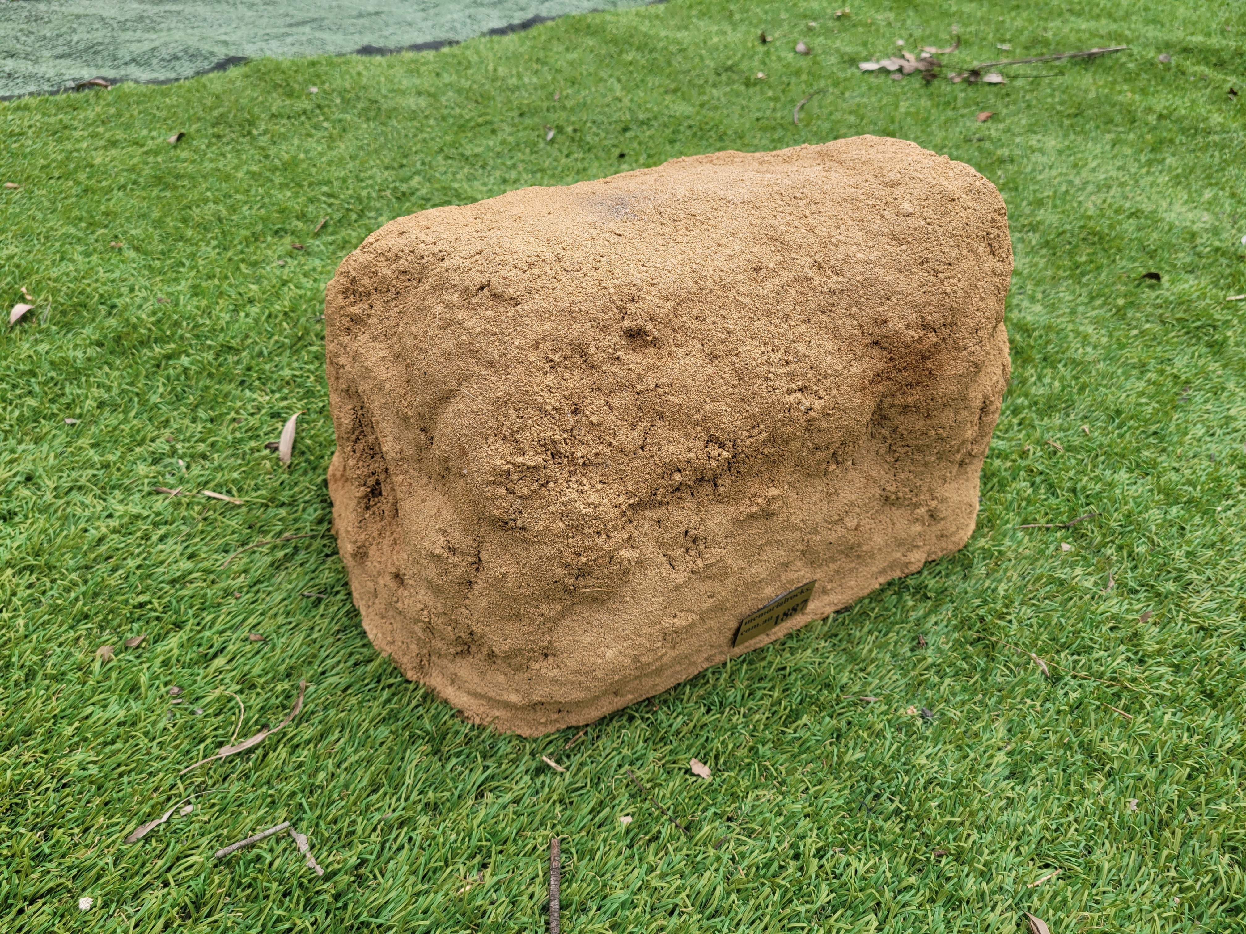Memorial Rock Urn 1887 Regular Sandstone