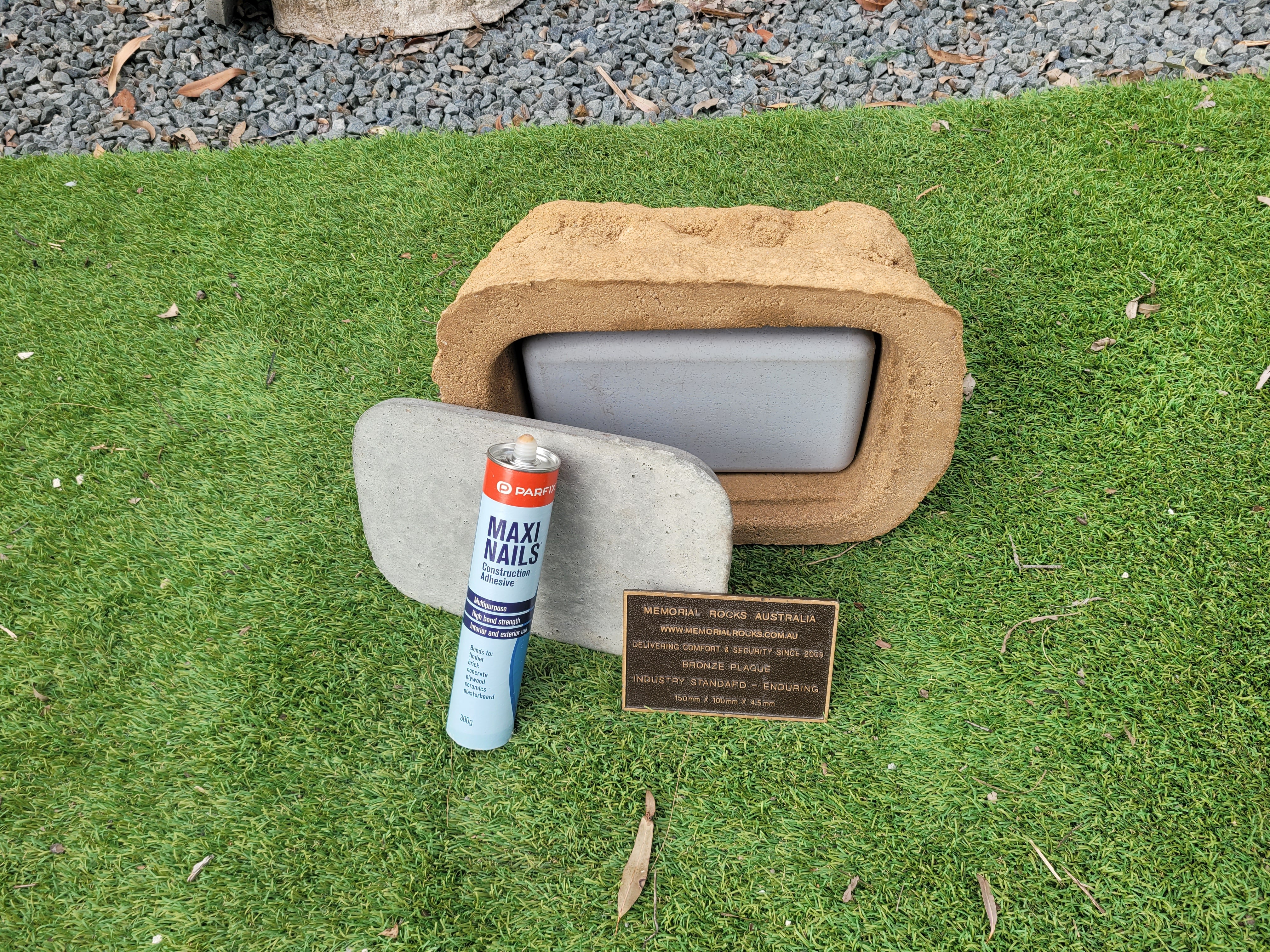 Memorial Rock Urn 1887 Regular Sandstone