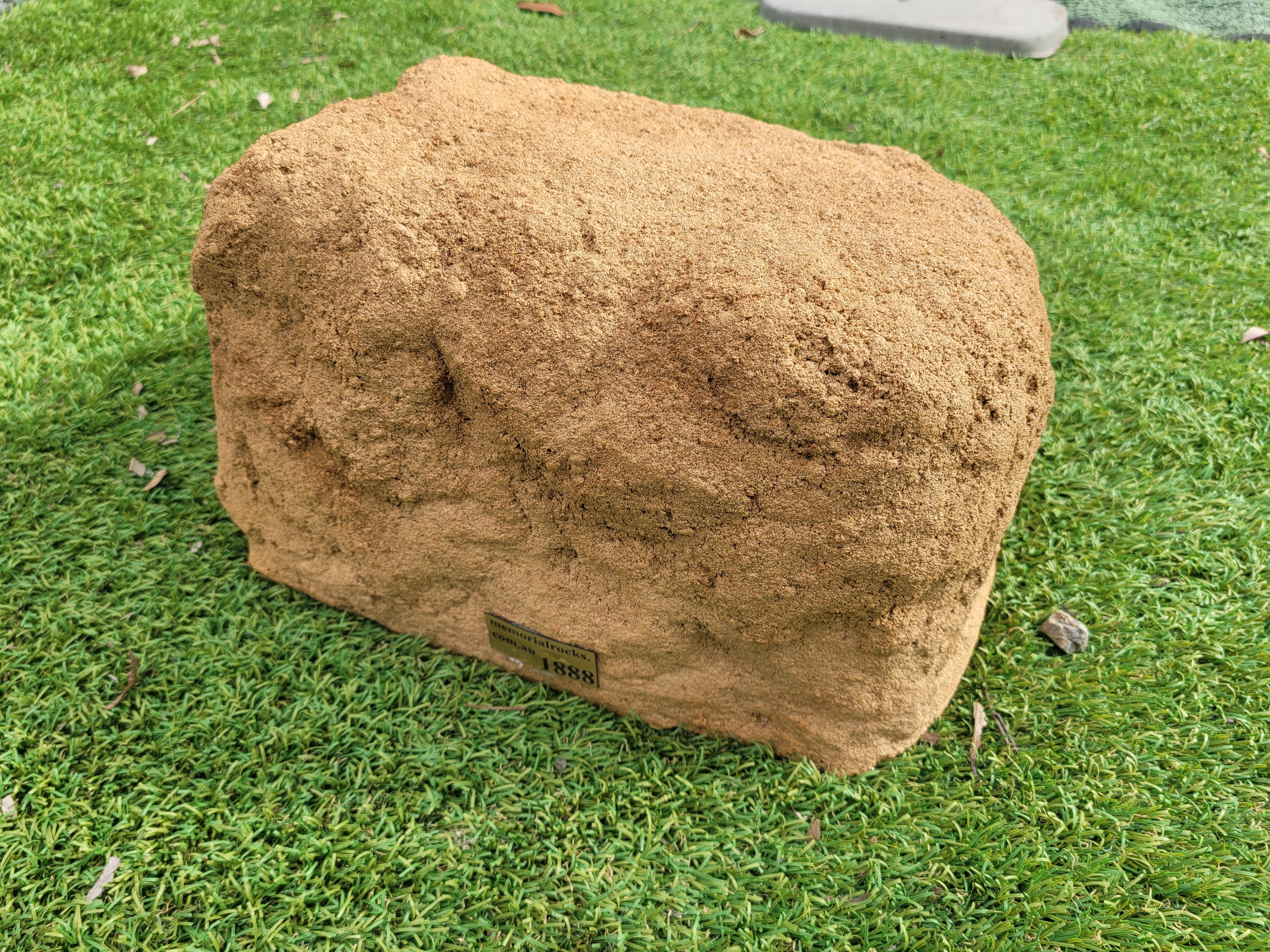 Memorial Rock Urn 1888 Regular Sandstone