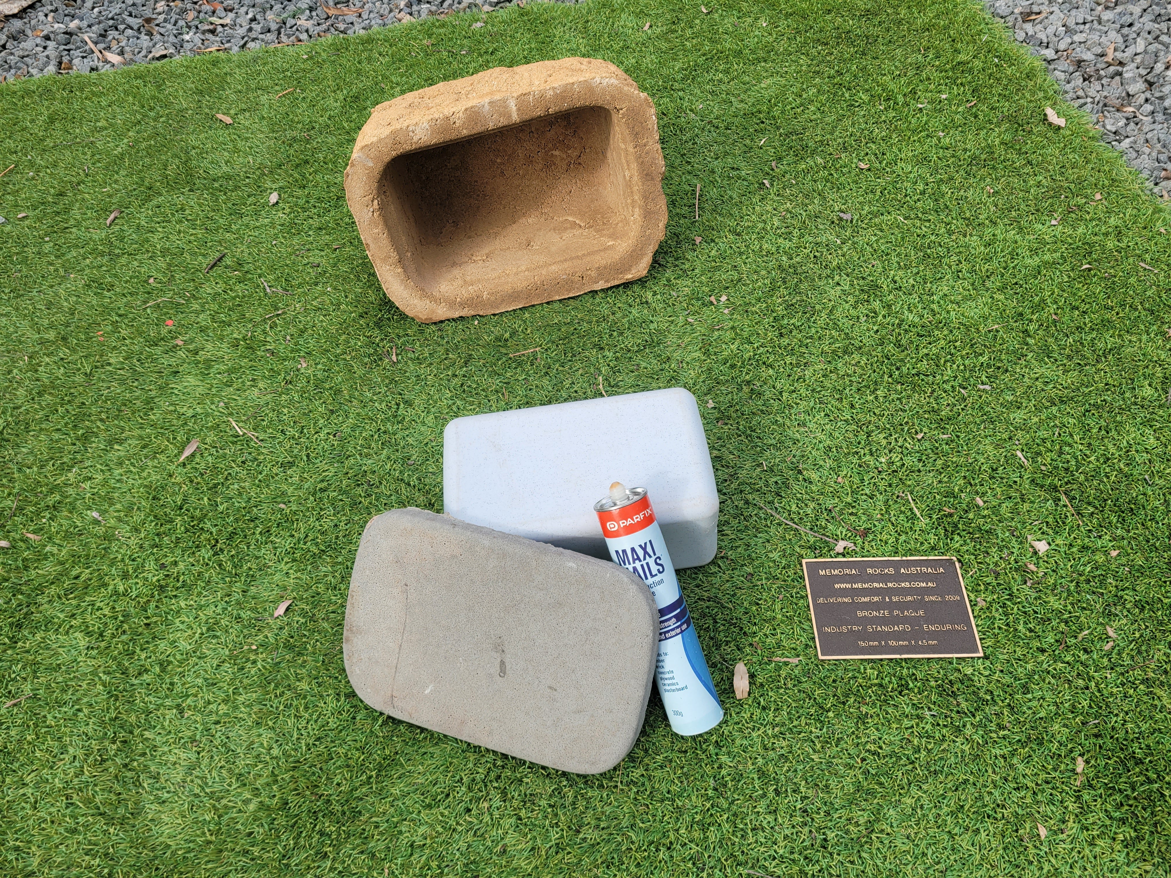 Memorial Rock Urn 1888 Regular Sandstone