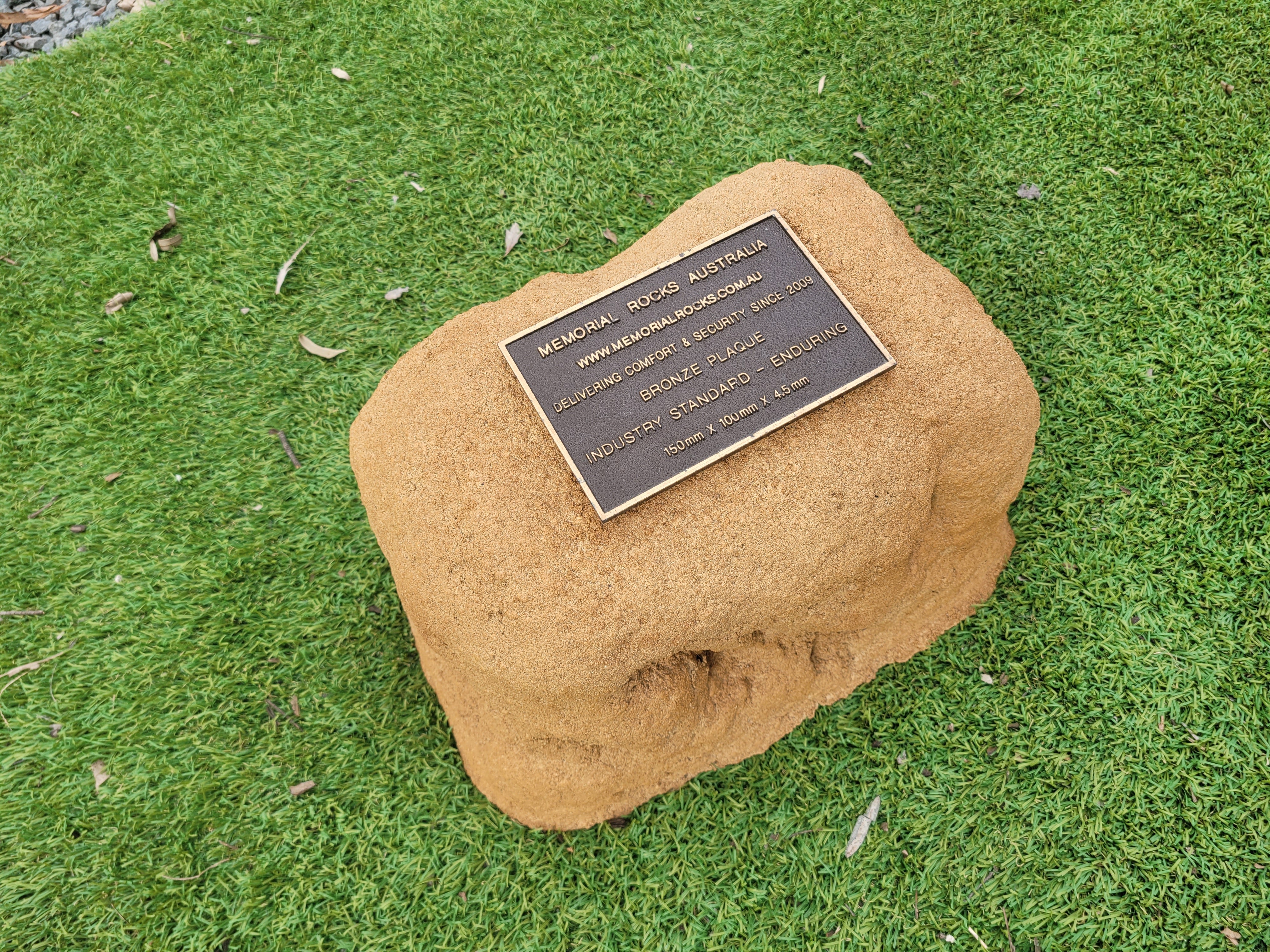 Memorial Rock Urn 1889 Regular Sandstone