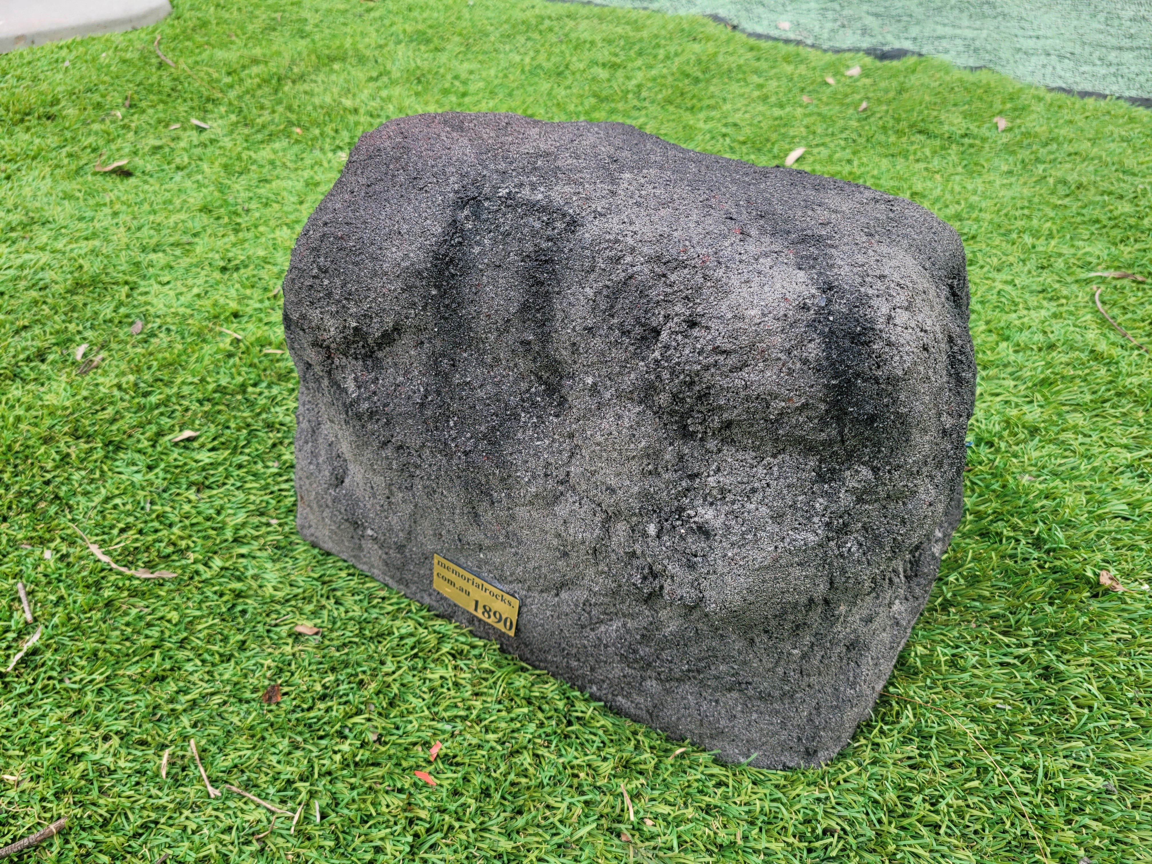 Memorial Rock Urn 1890 Regular Black