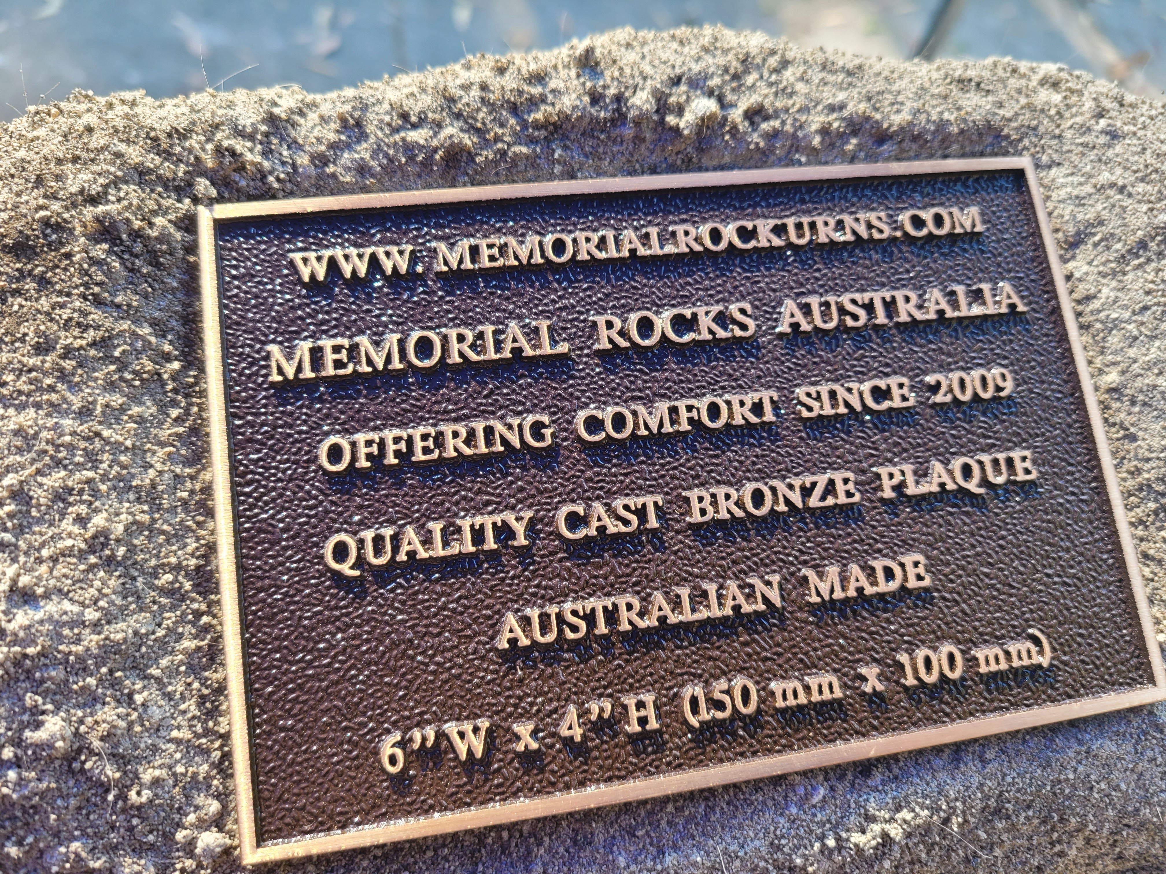 Memorial Rock Urn 1913 Regular Natural Riversand