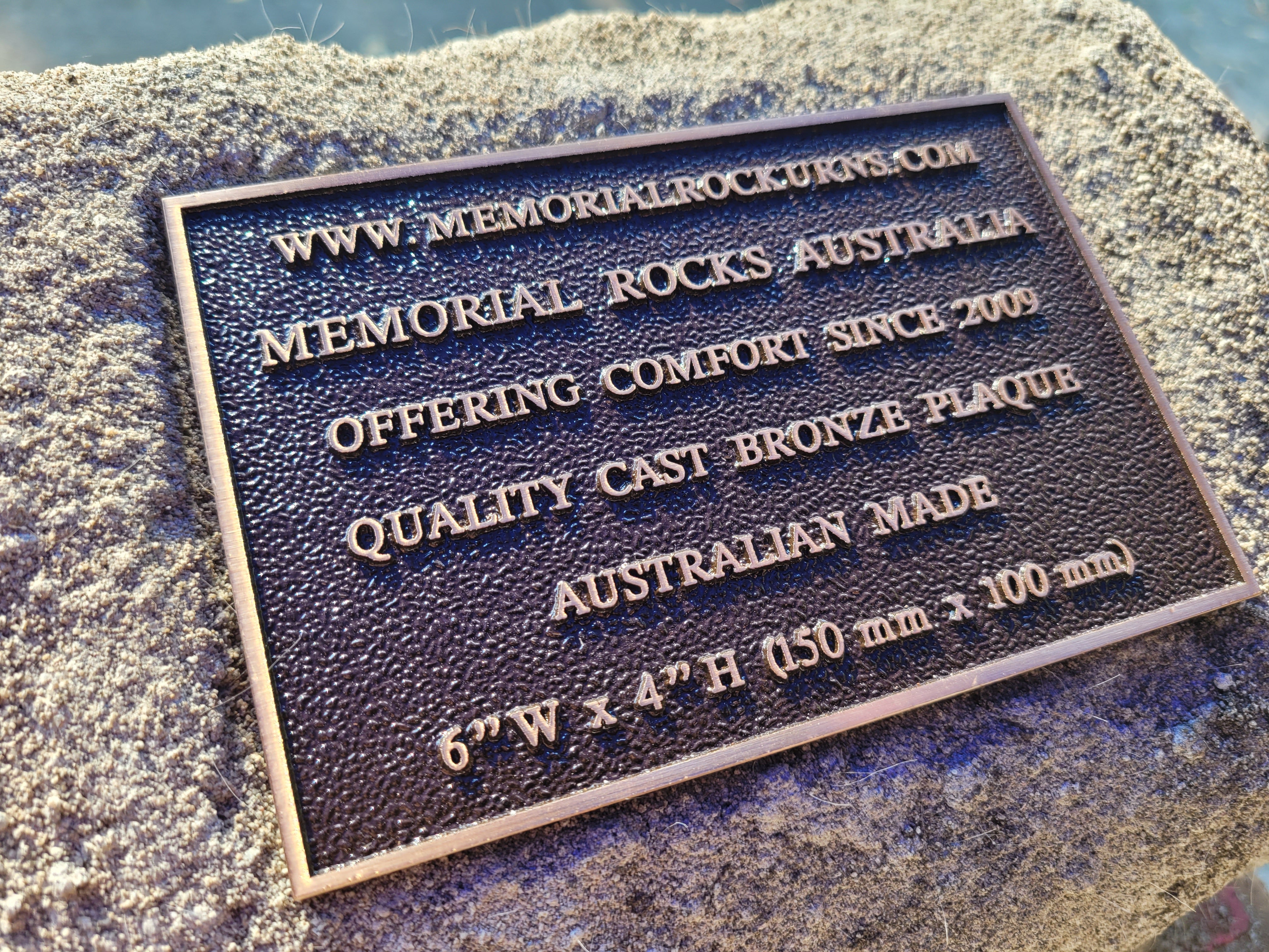 Memorial Rock Urn 1913 Regular Natural Riversand