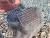 Memorial Rock Urn 1917 Medium Black / Charcoal