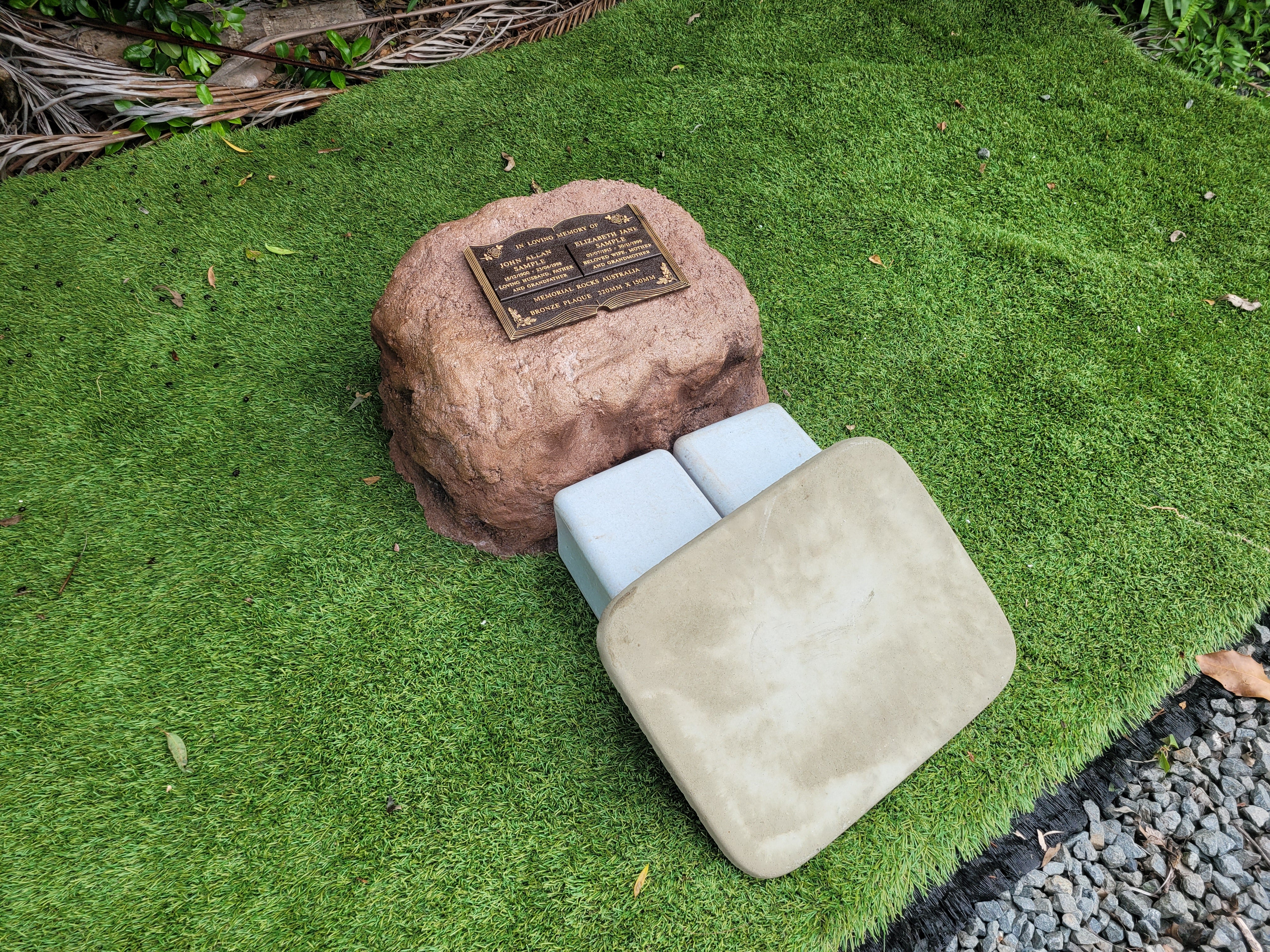 Memorial Rock Urn 2044 Large Double Brown