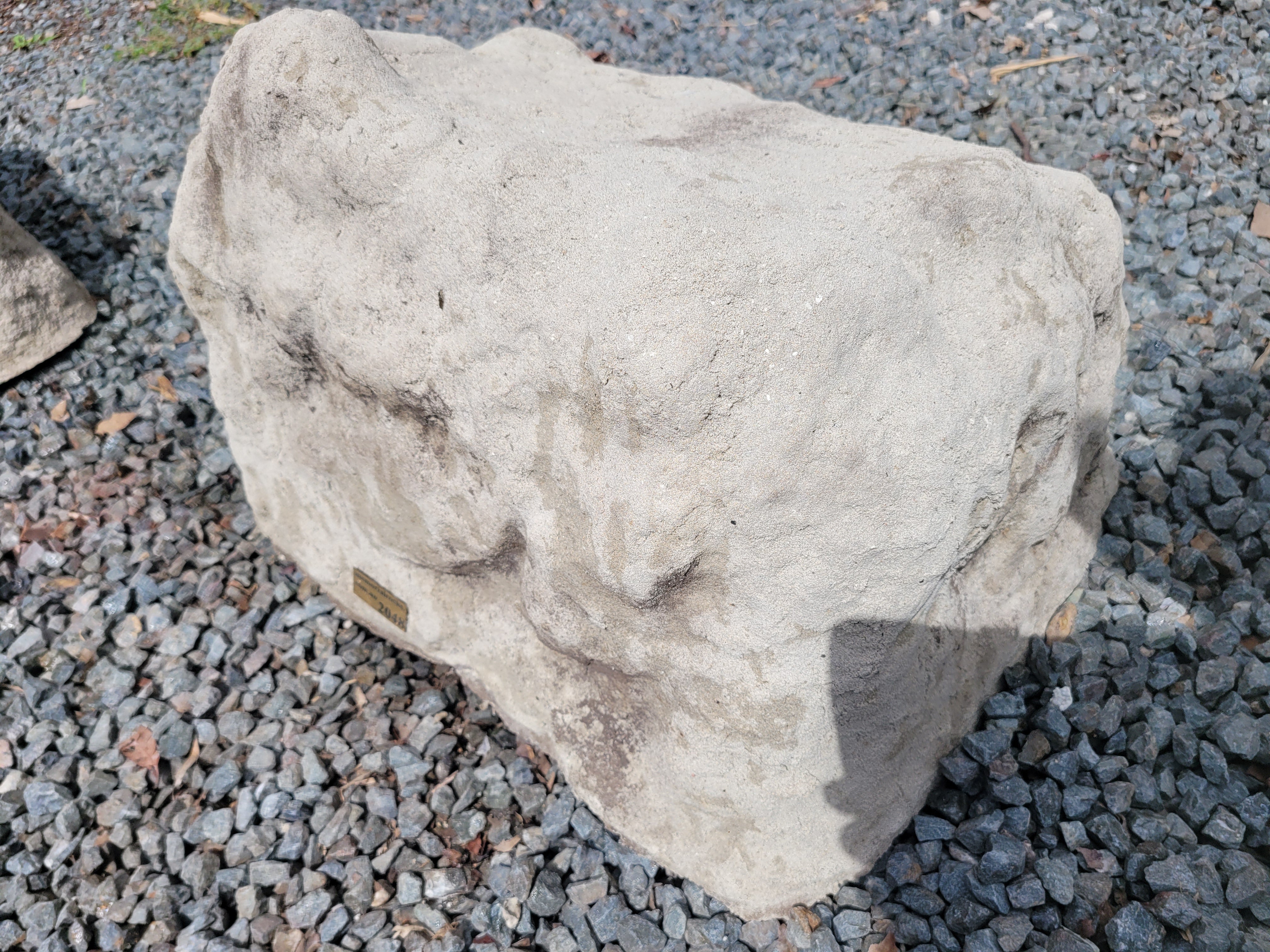 Memorial Rock Urn 2048 Extra-Large  Natural Riversand