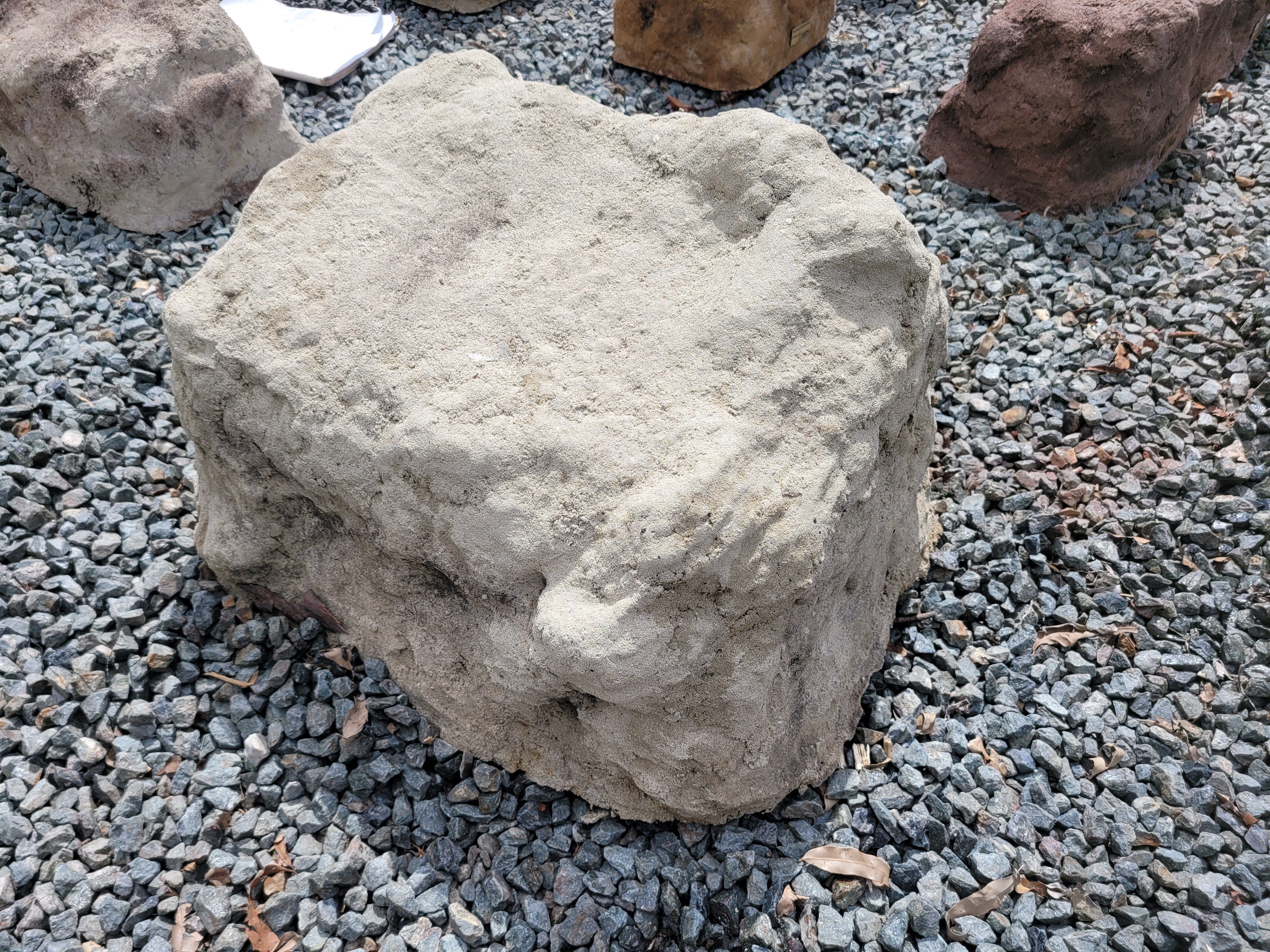 Memorial Rock Urn 2048 Extra-Large  Natural Riversand