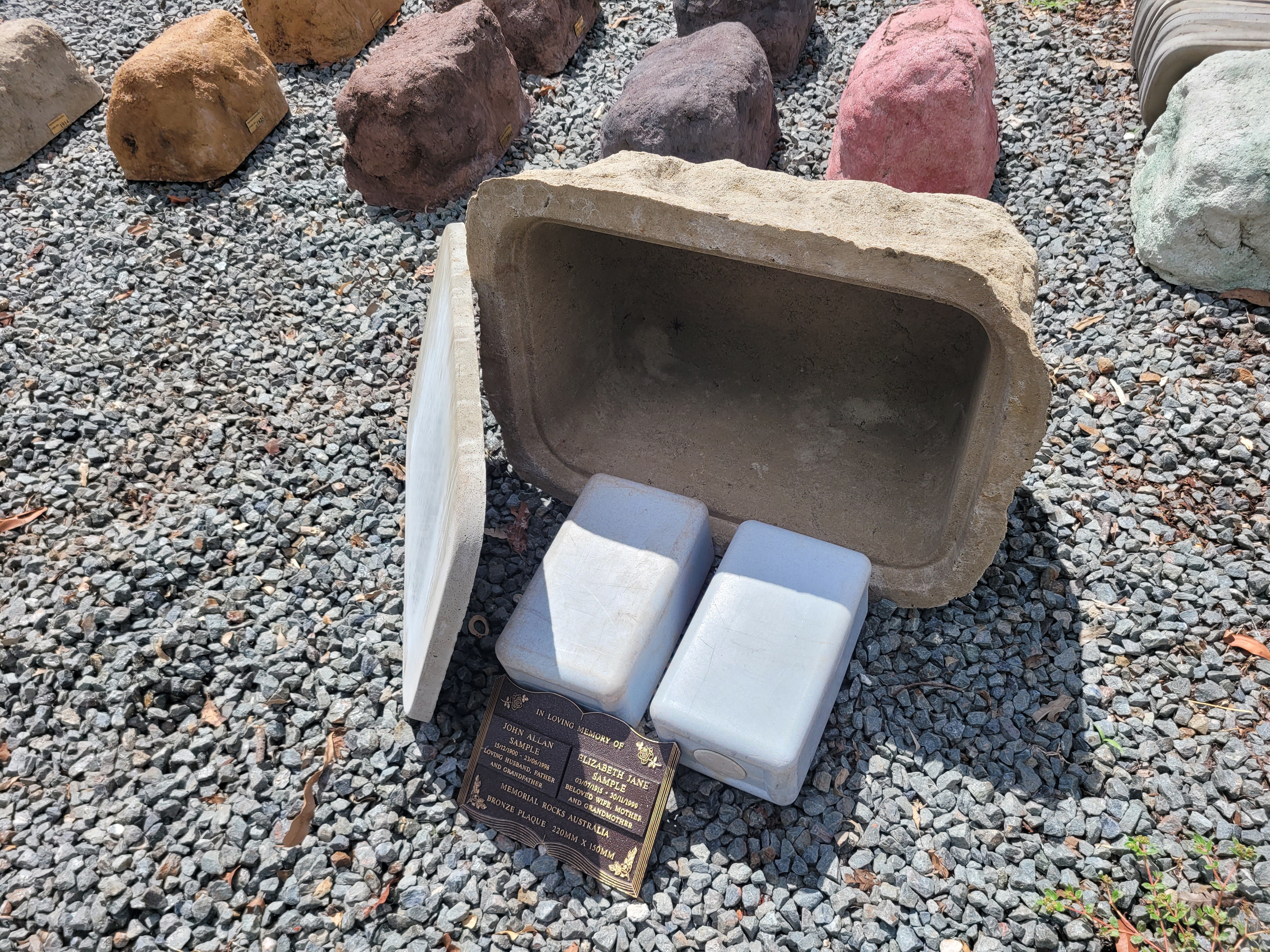 Memorial Rock Urn 2050 Extra-Large  Natural Riversand