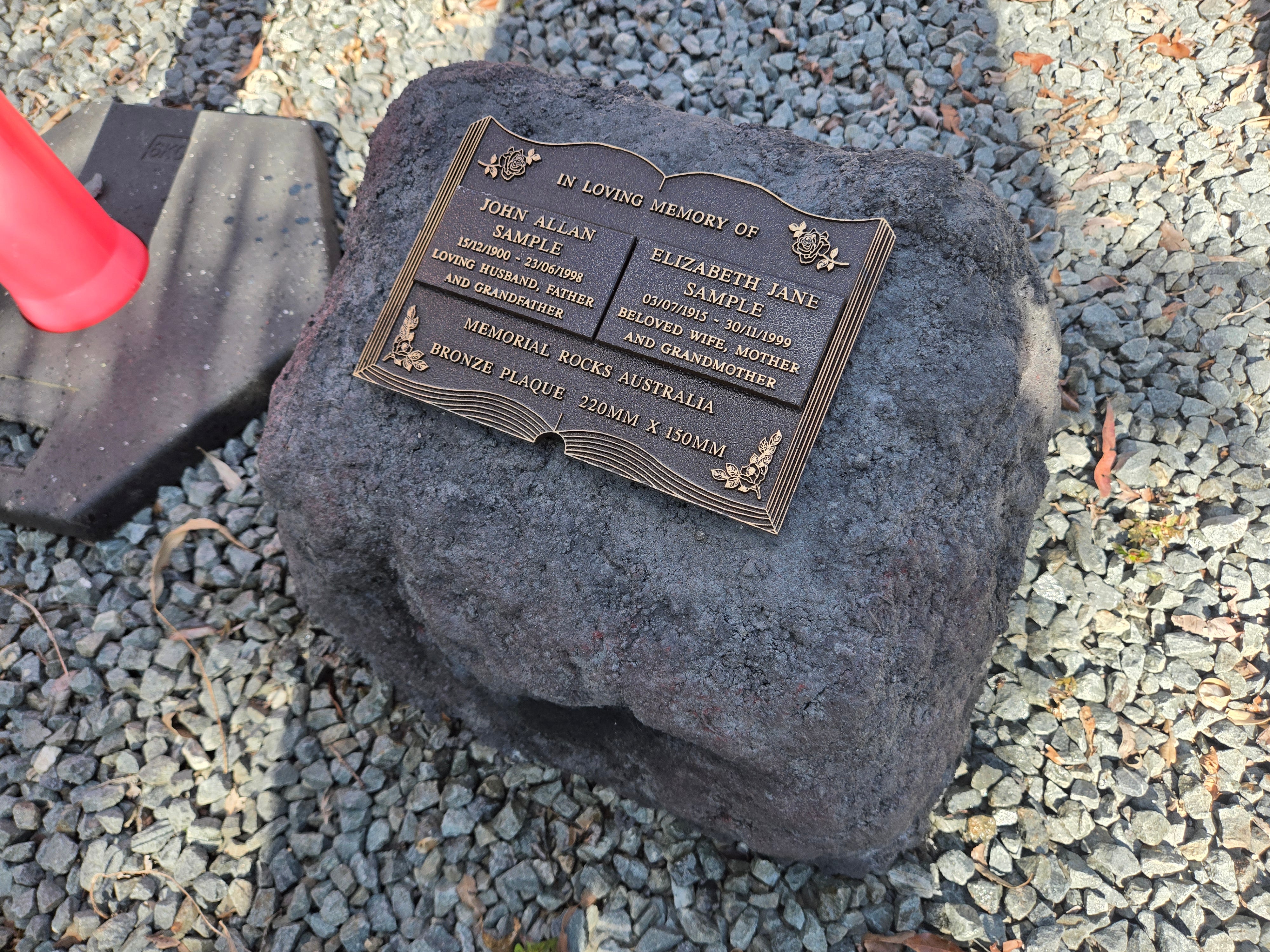 Memorial Rock Urn 2139 Large Double Black