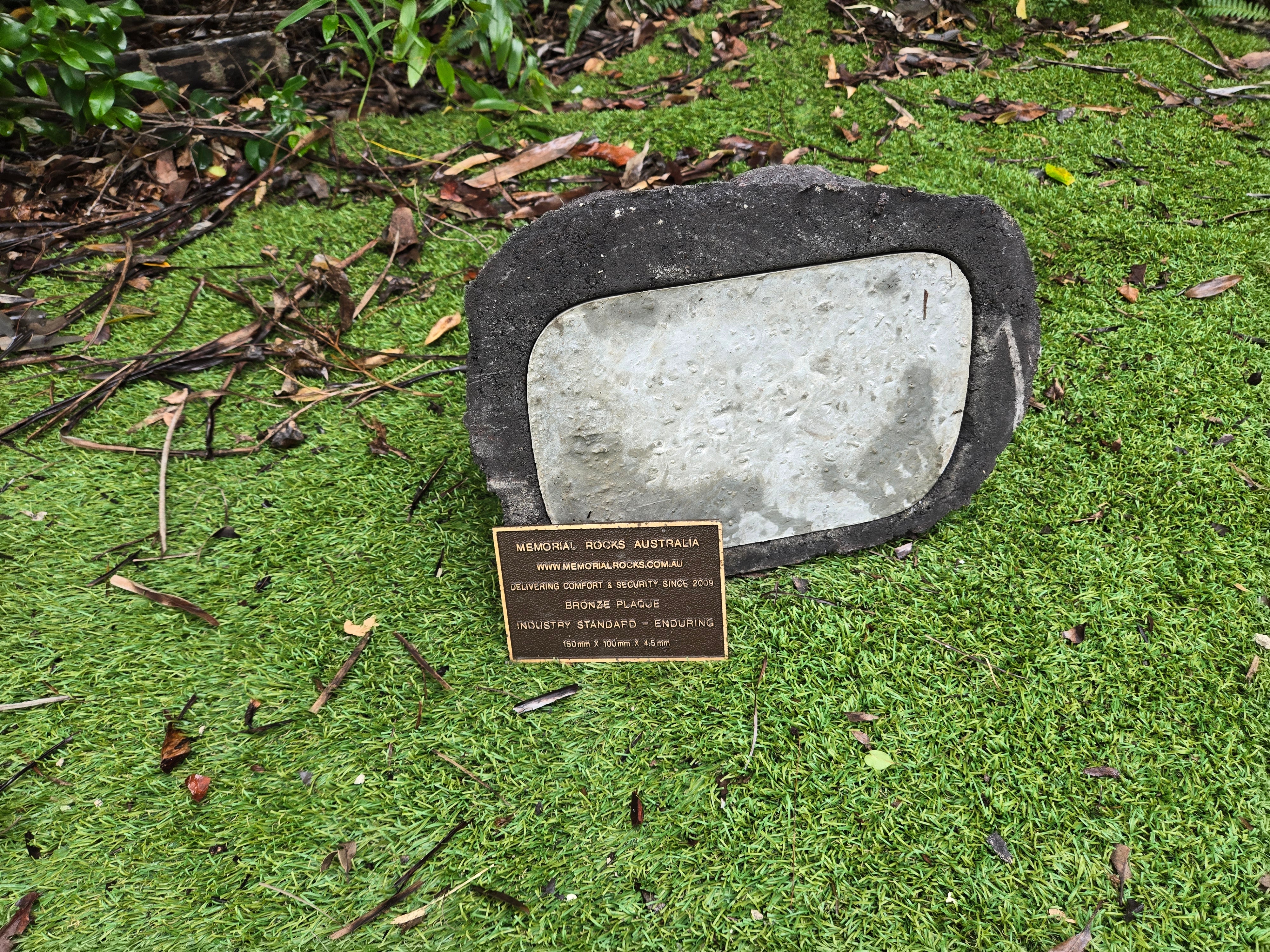 Memorial Rock Urn  2147 Regular Black