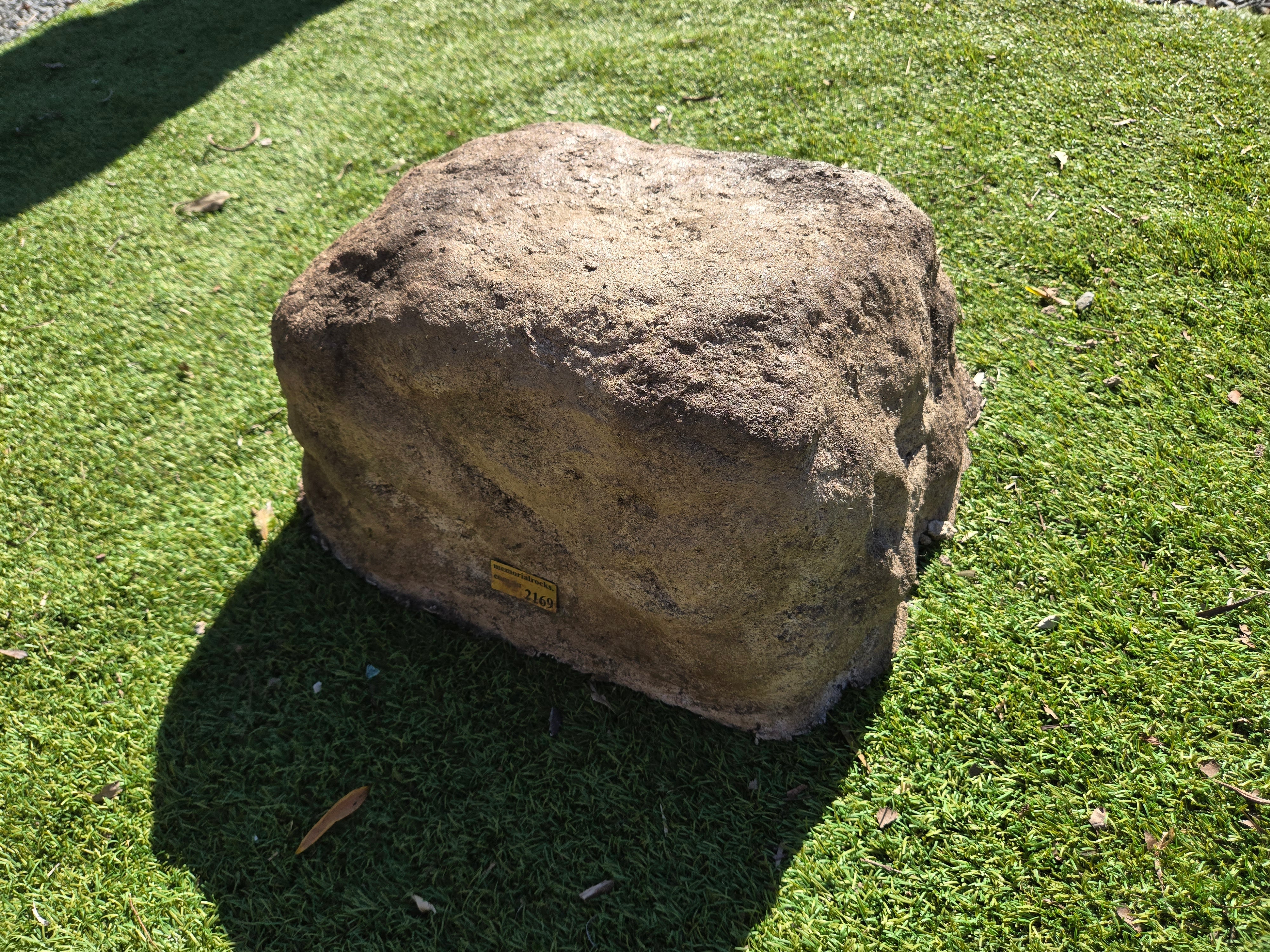 Memorial Rock Urn 2169 Large Double Natural Riversand