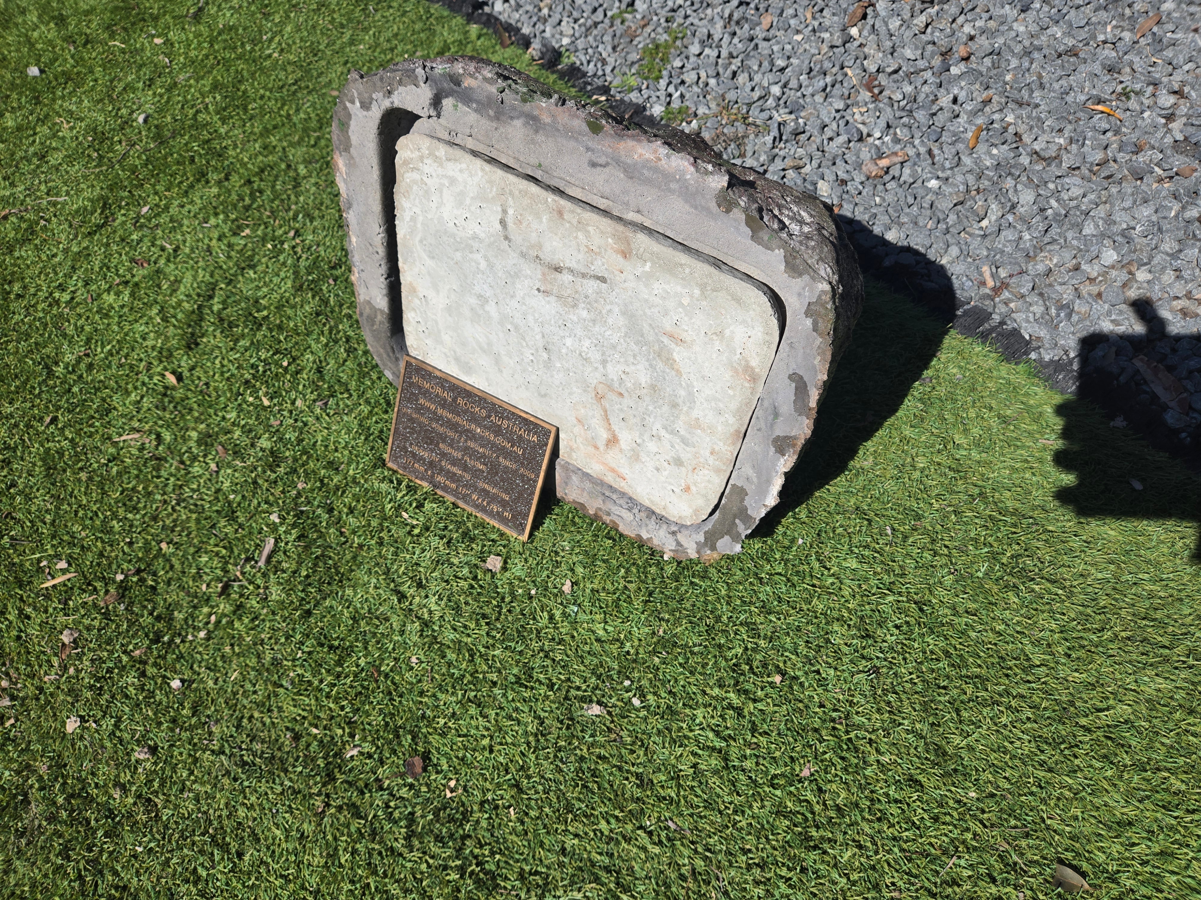 Memorial Rock Urn 2172 Large Black