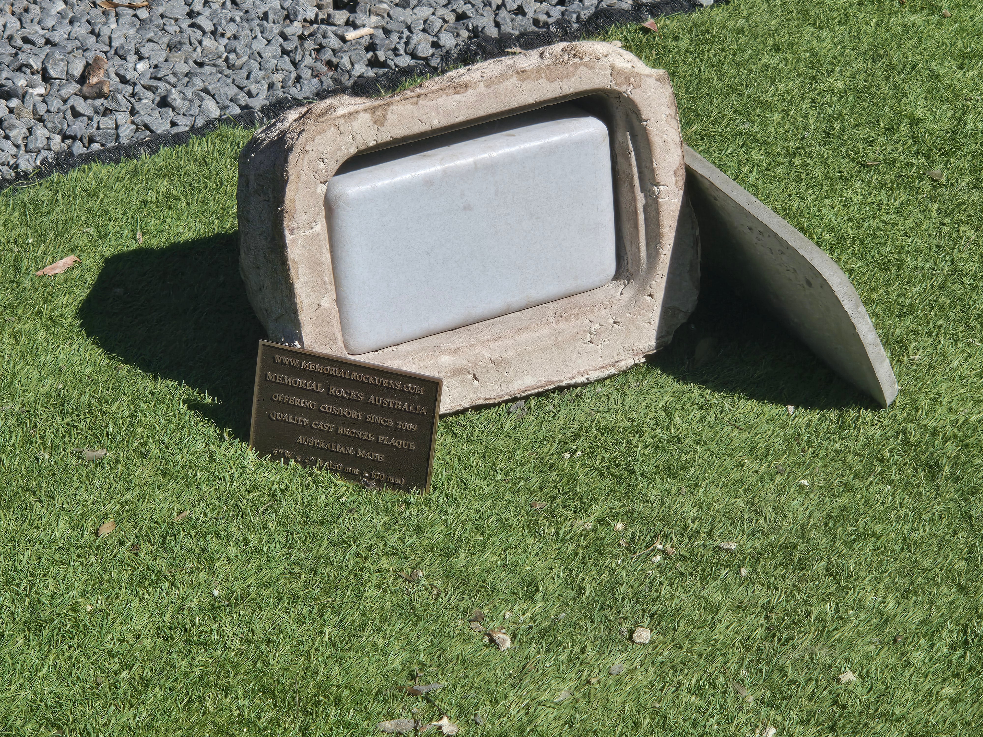 Memorial Rock Urn  2178 Regular Natural Riversand