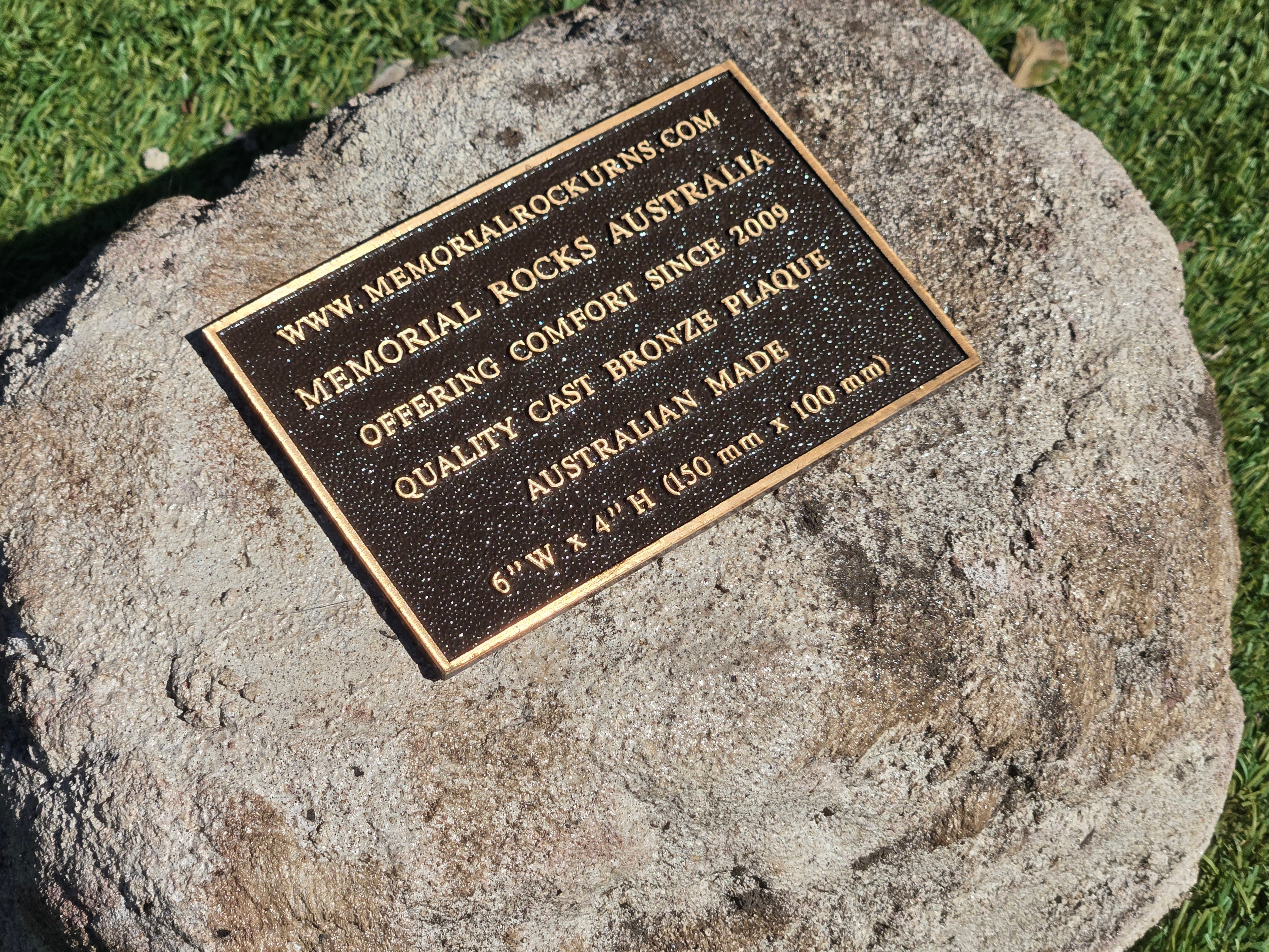 Memorial Rock Urn  2179 Regular Natural Riversand