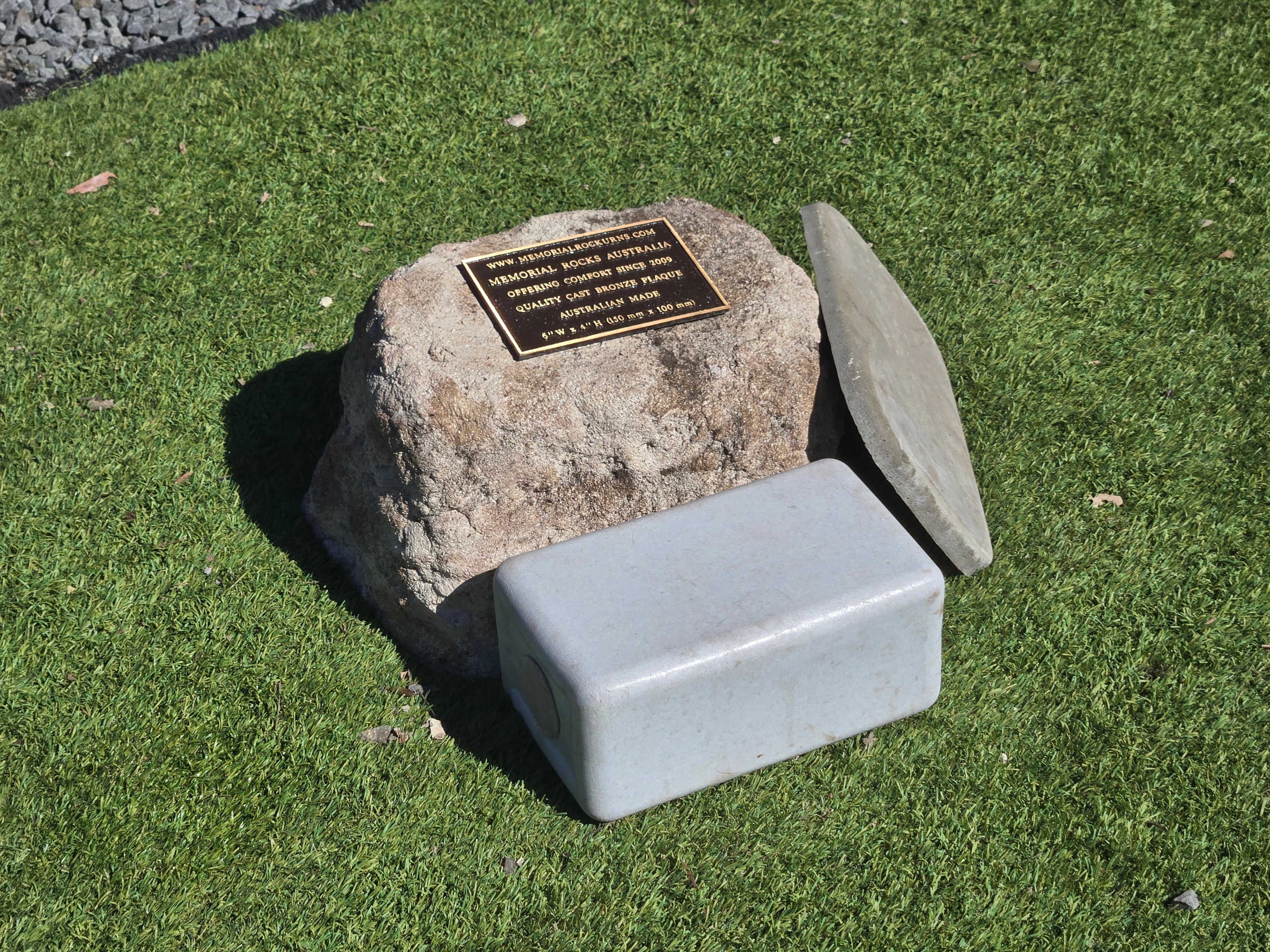 Memorial Rock Urn  2179 Regular Natural Riversand