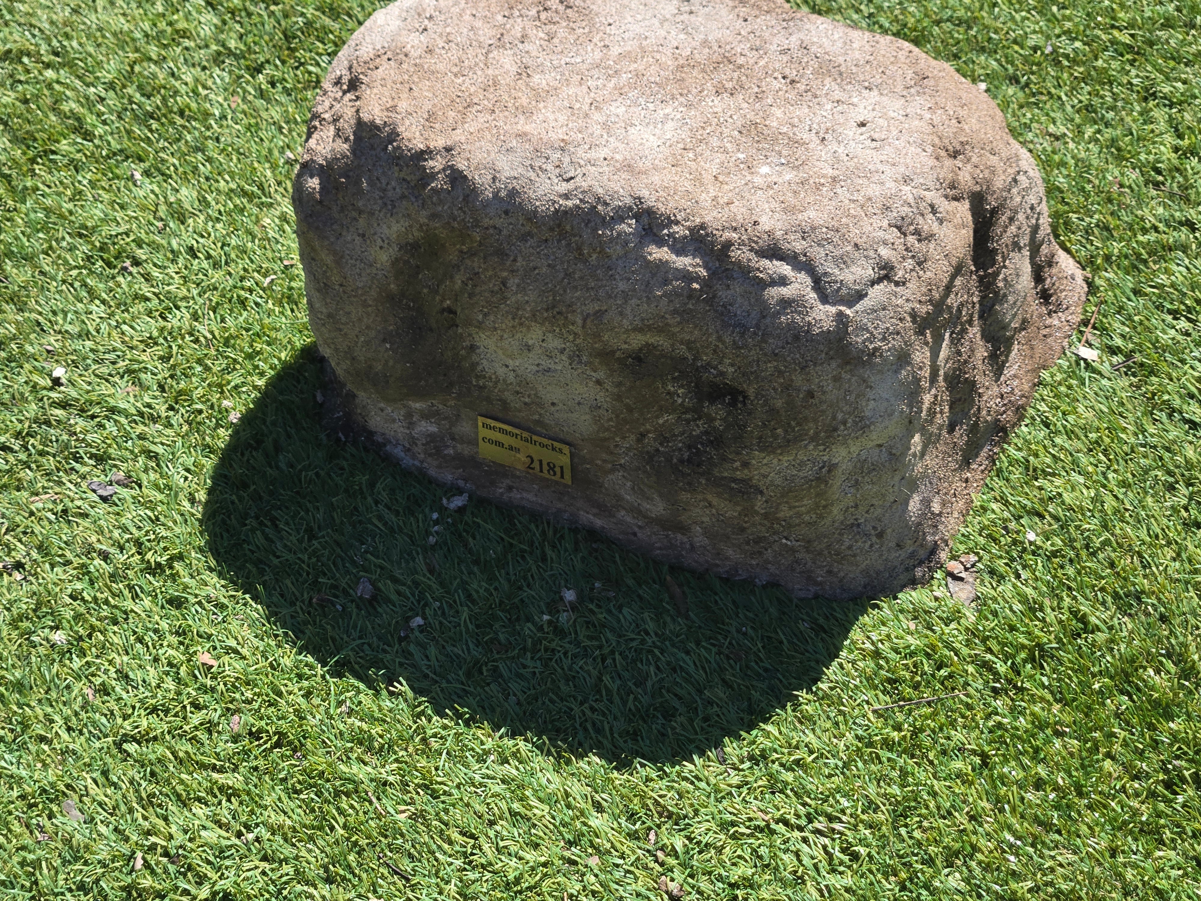 Memorial Rock Urn  2181 Regular Natural Riversand