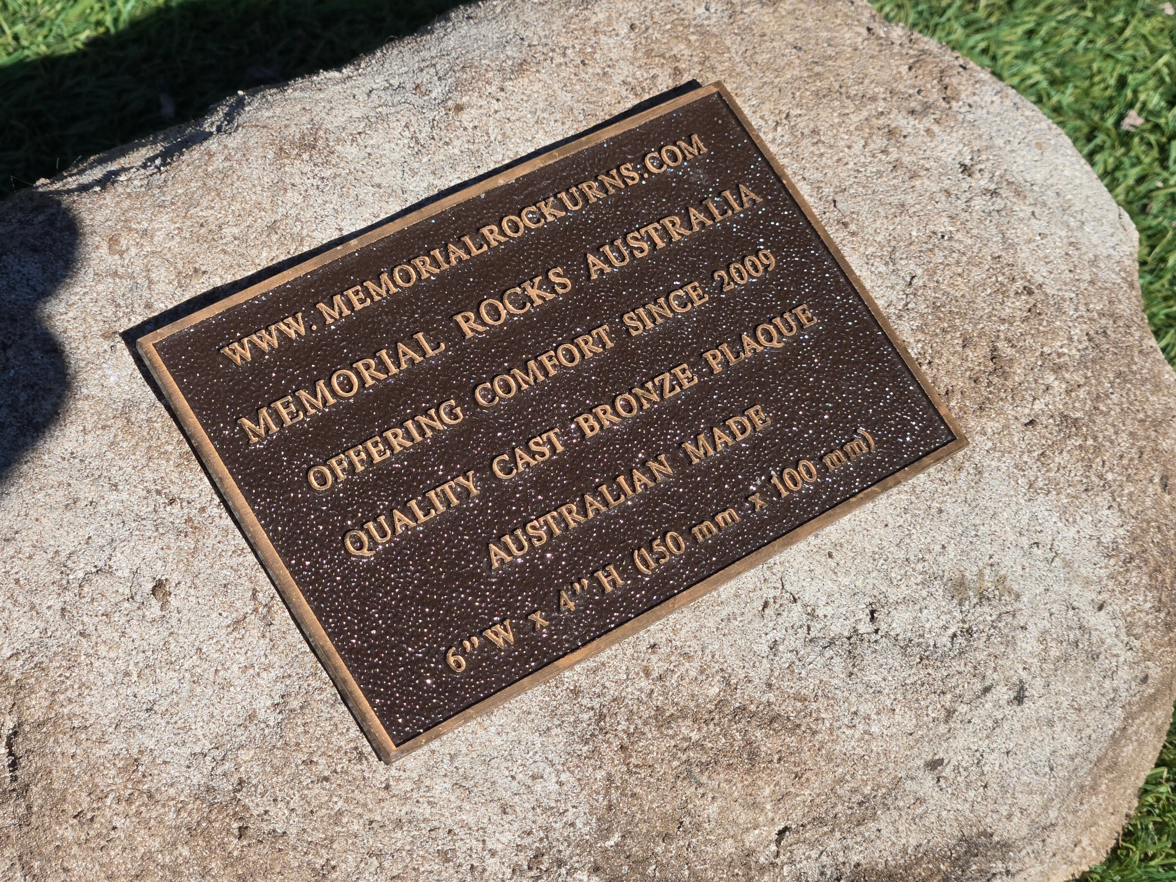 Memorial Rock Urn  2181 Regular Natural Riversand