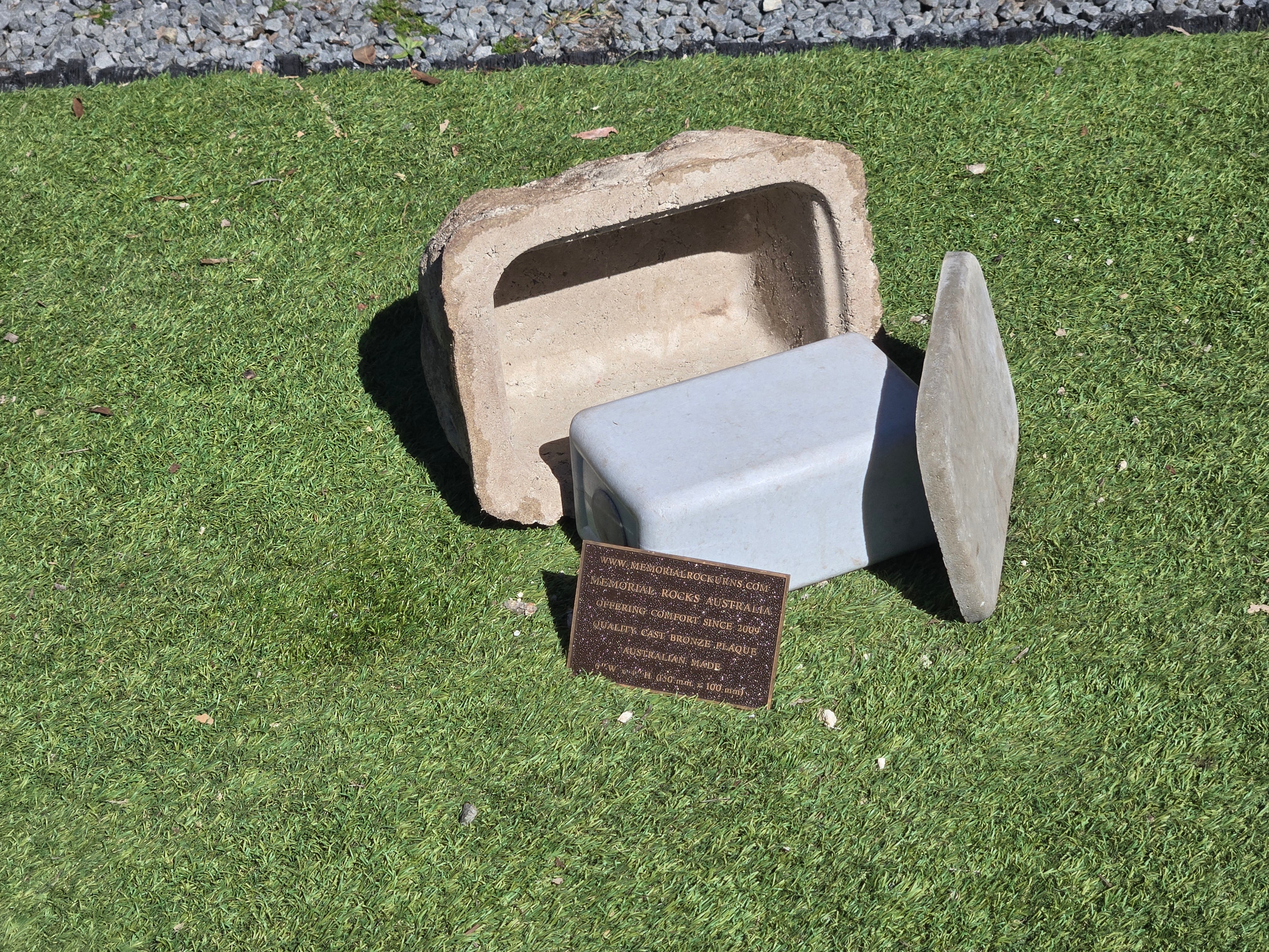 Memorial Rock Urn  2181 Regular Natural Riversand