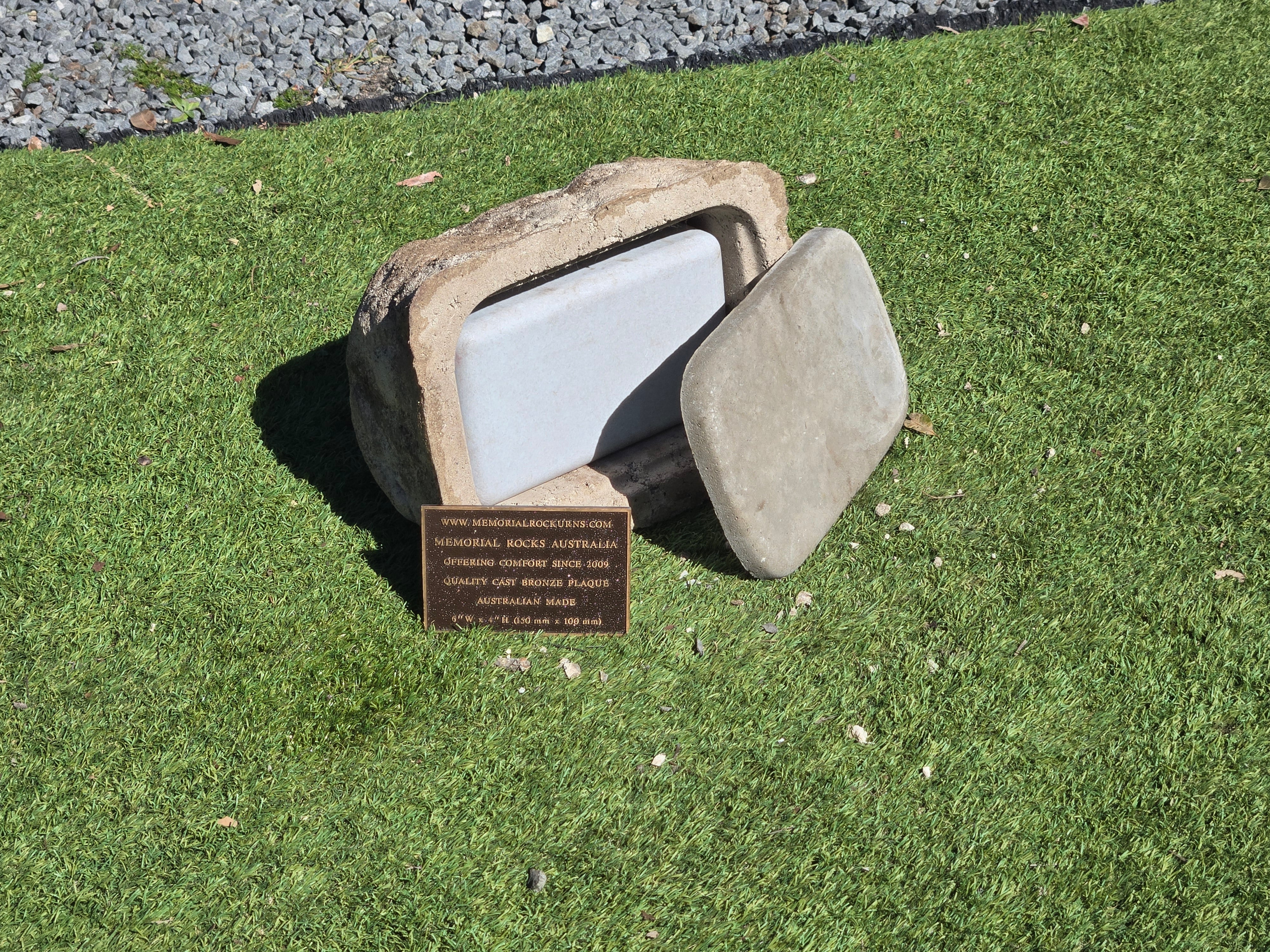 Memorial Rock Urn  2181 Regular Natural Riversand