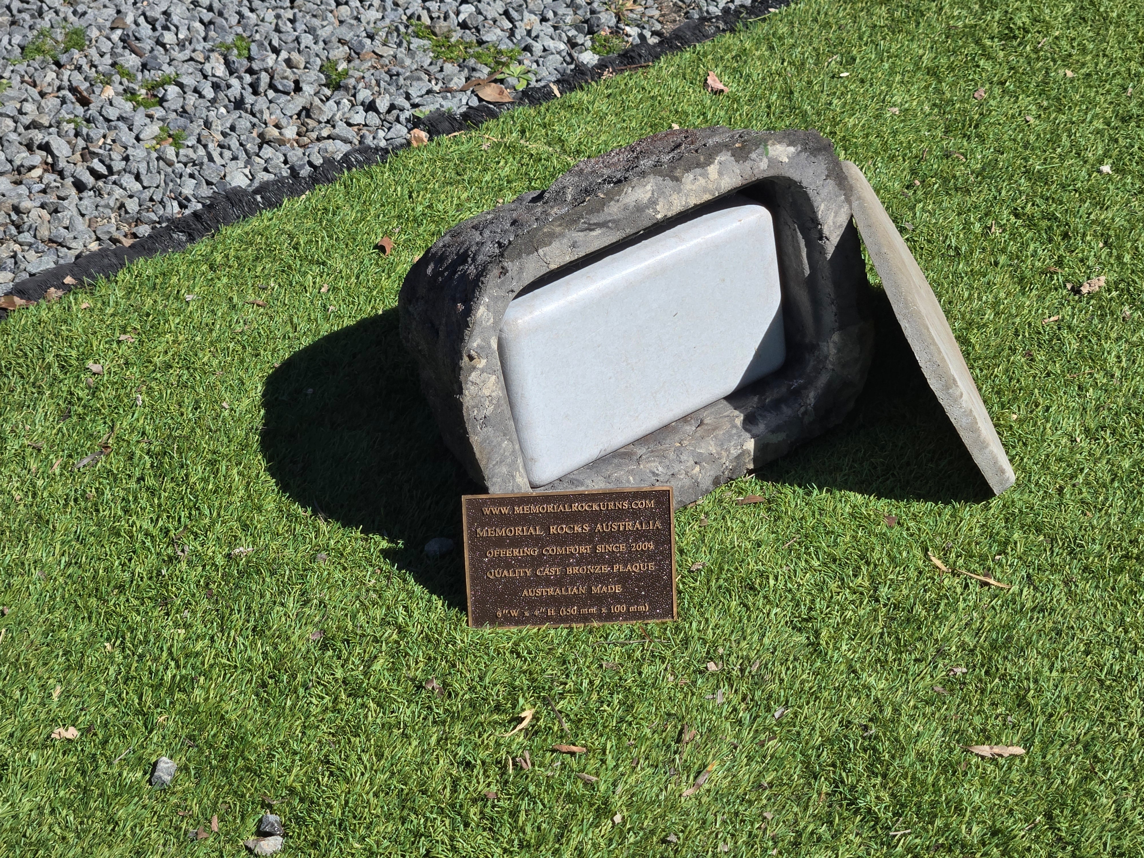 Memorial Rock Urn  2184 Regular Black