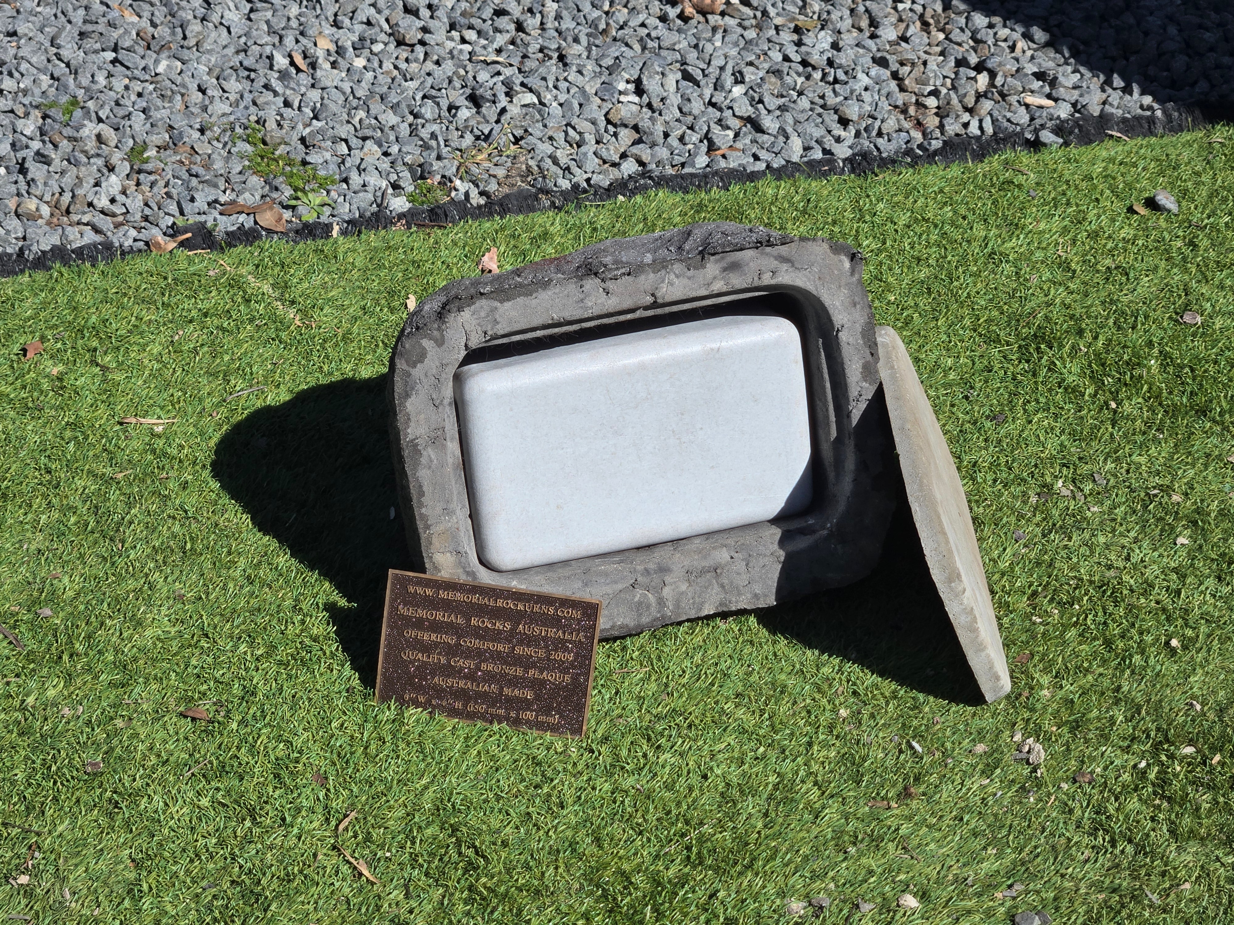 Memorial Rock Urn  2185 Regular Black