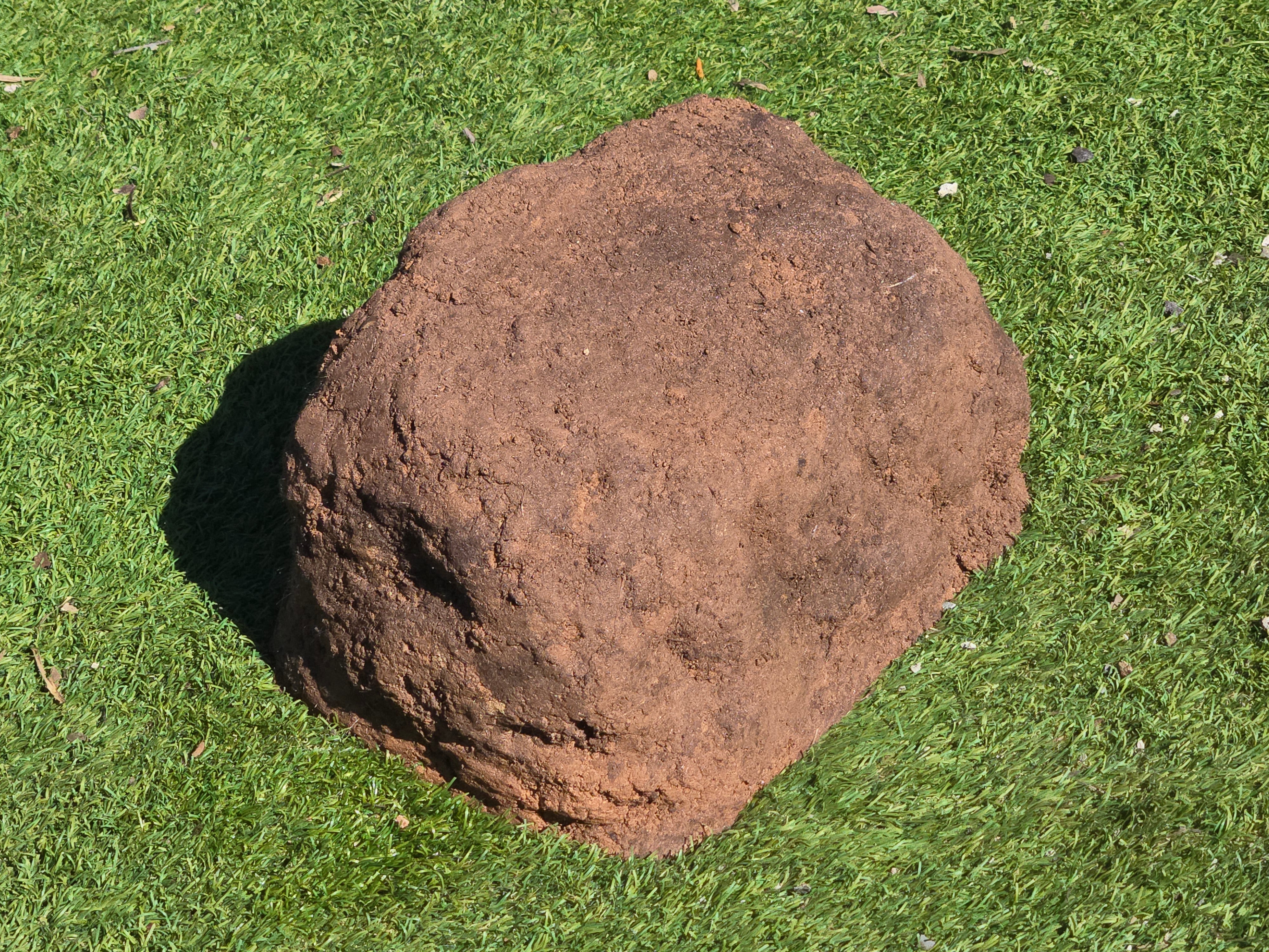 Memorial Rock Urn  2186 Regular Brown