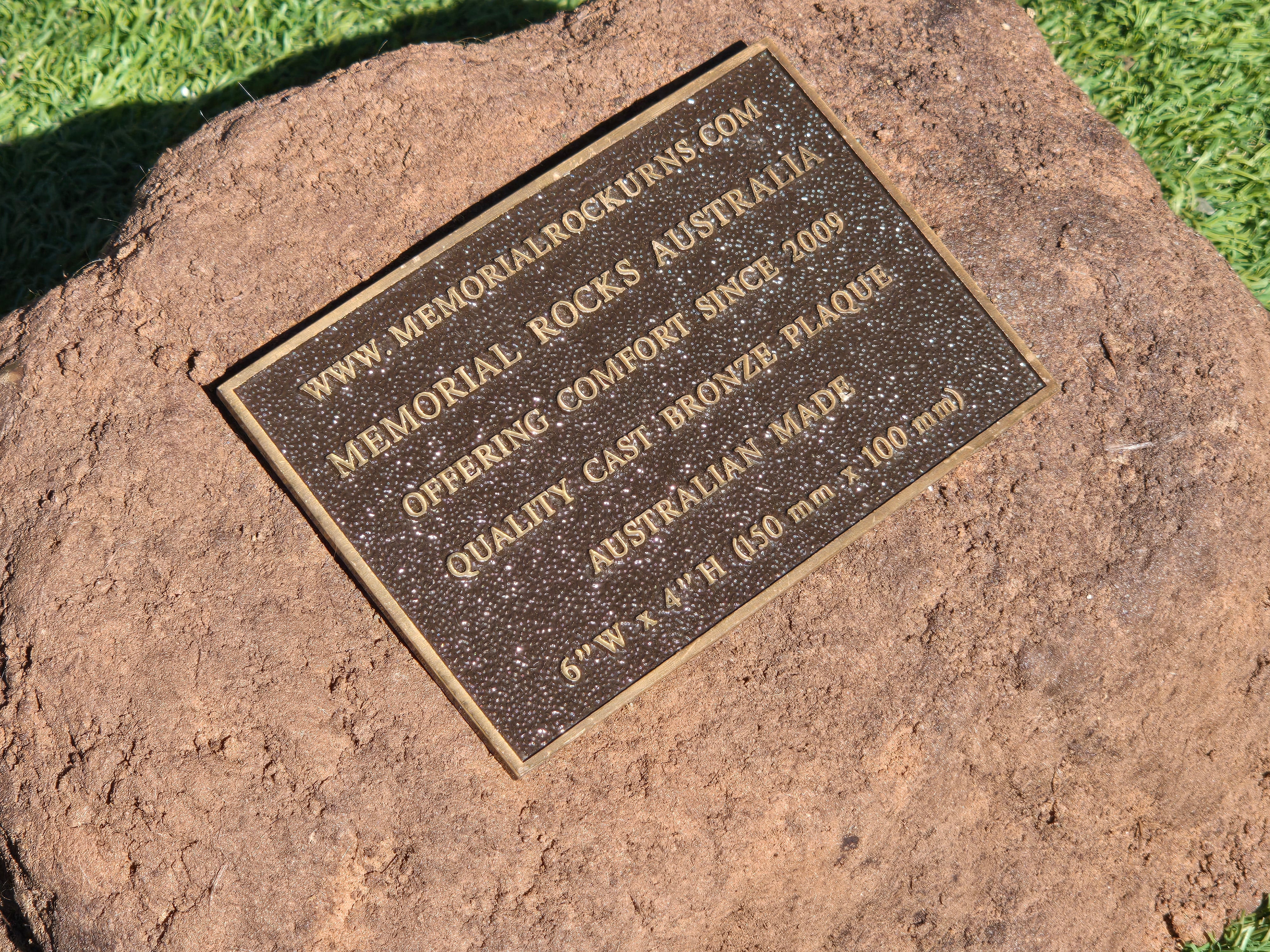 Memorial Rock Urn  2186 Regular Brown
