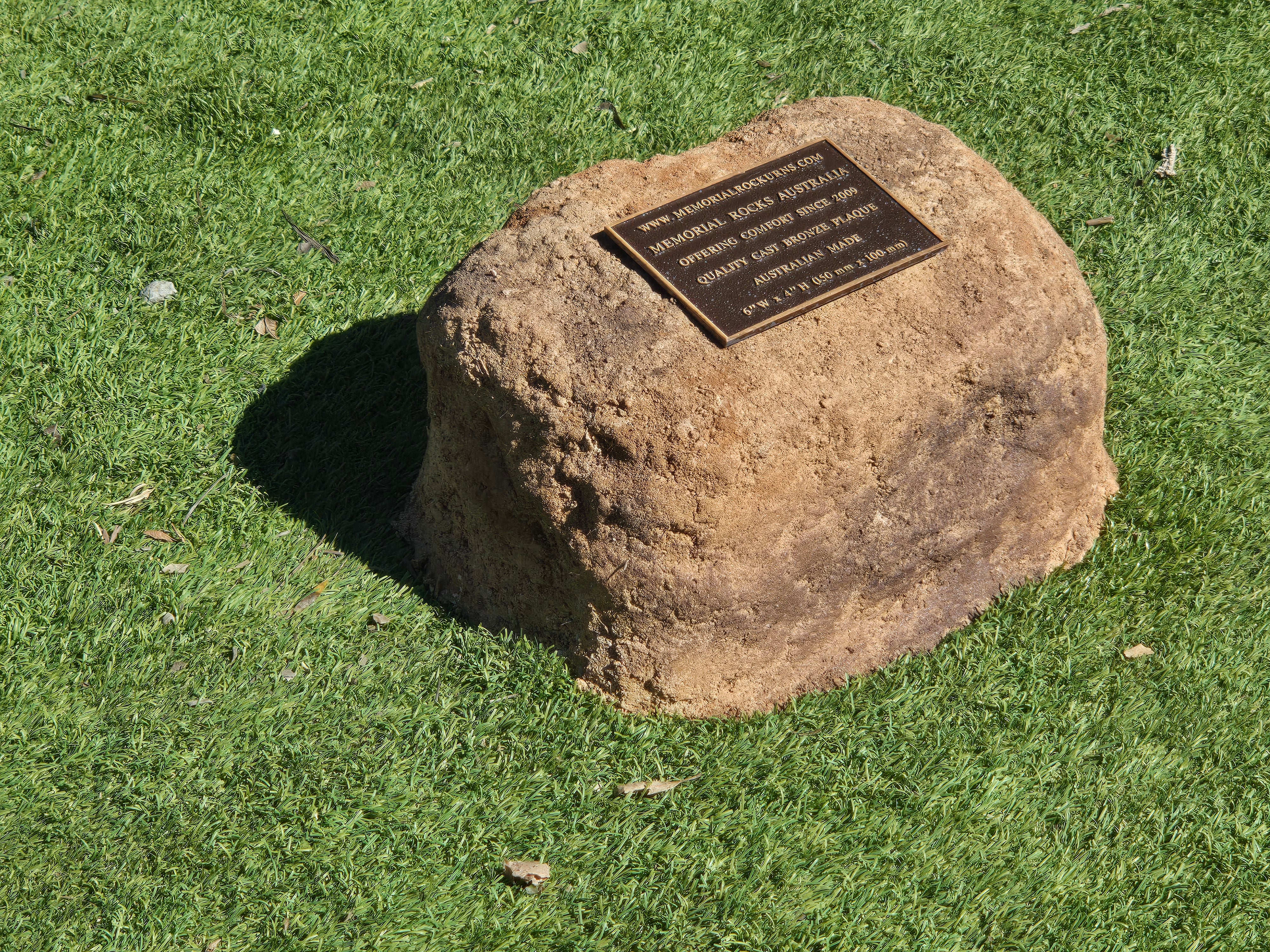 Memorial Rock Urn  2187 Regular Sandstone