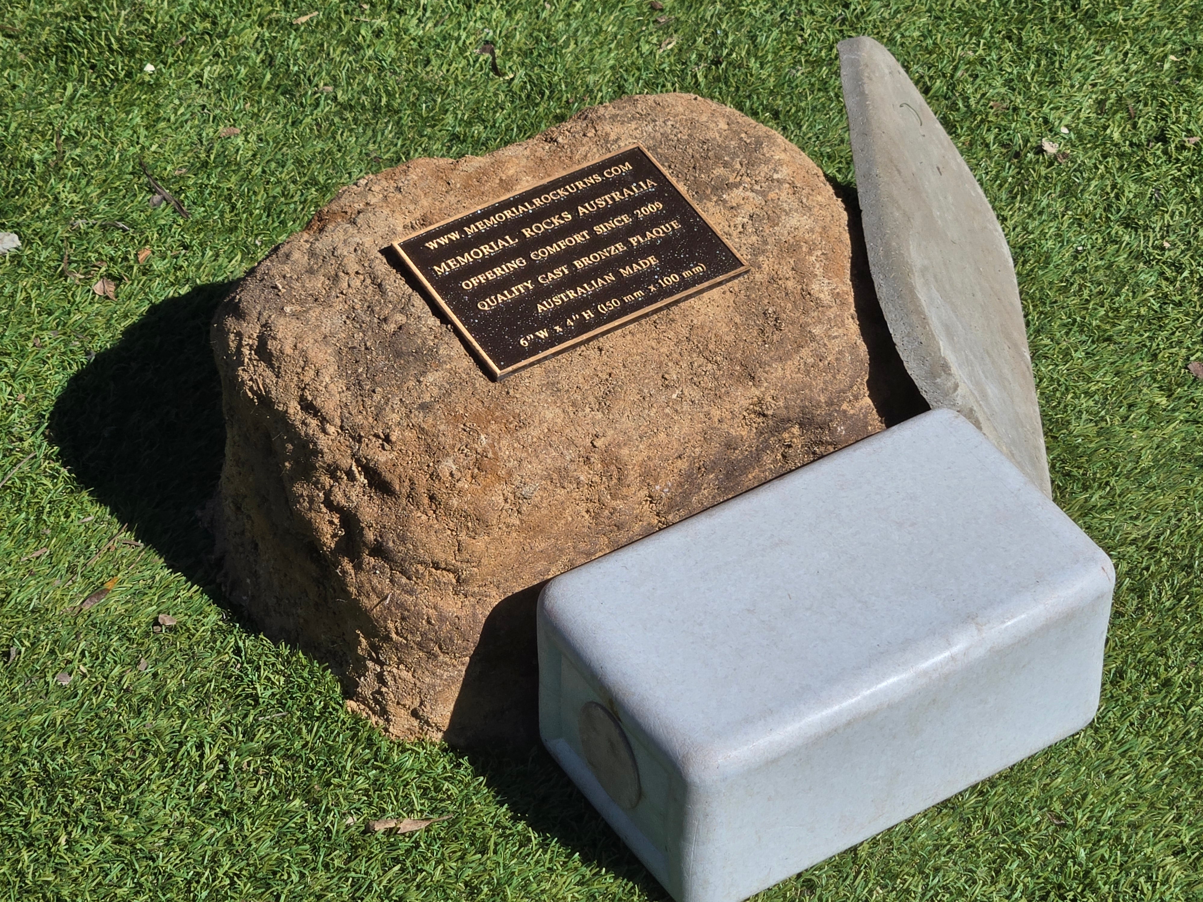 Memorial Rock Urn  2187 Regular Sandstone