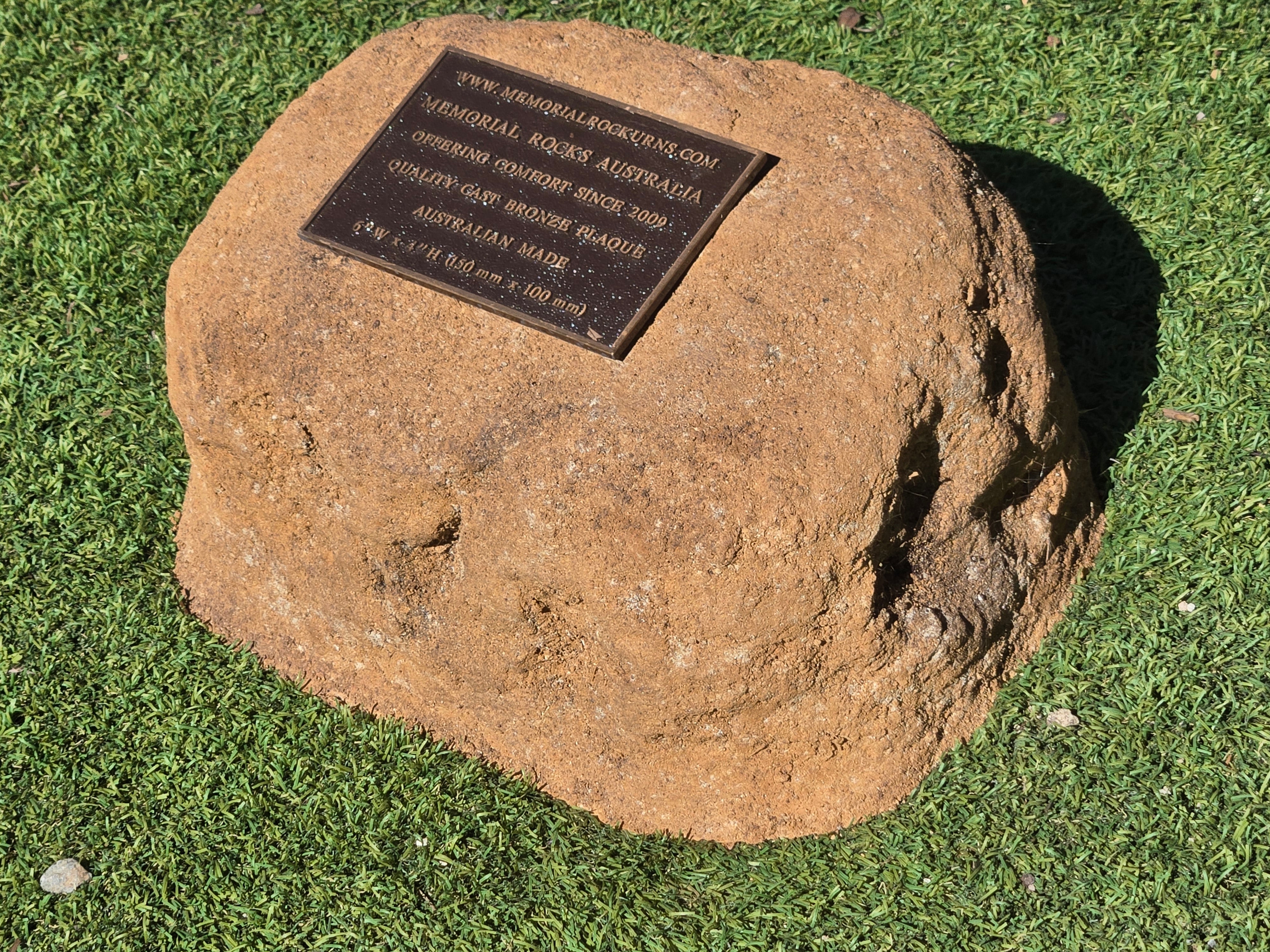Memorial Rock Urn  2188 Regular Sandstone