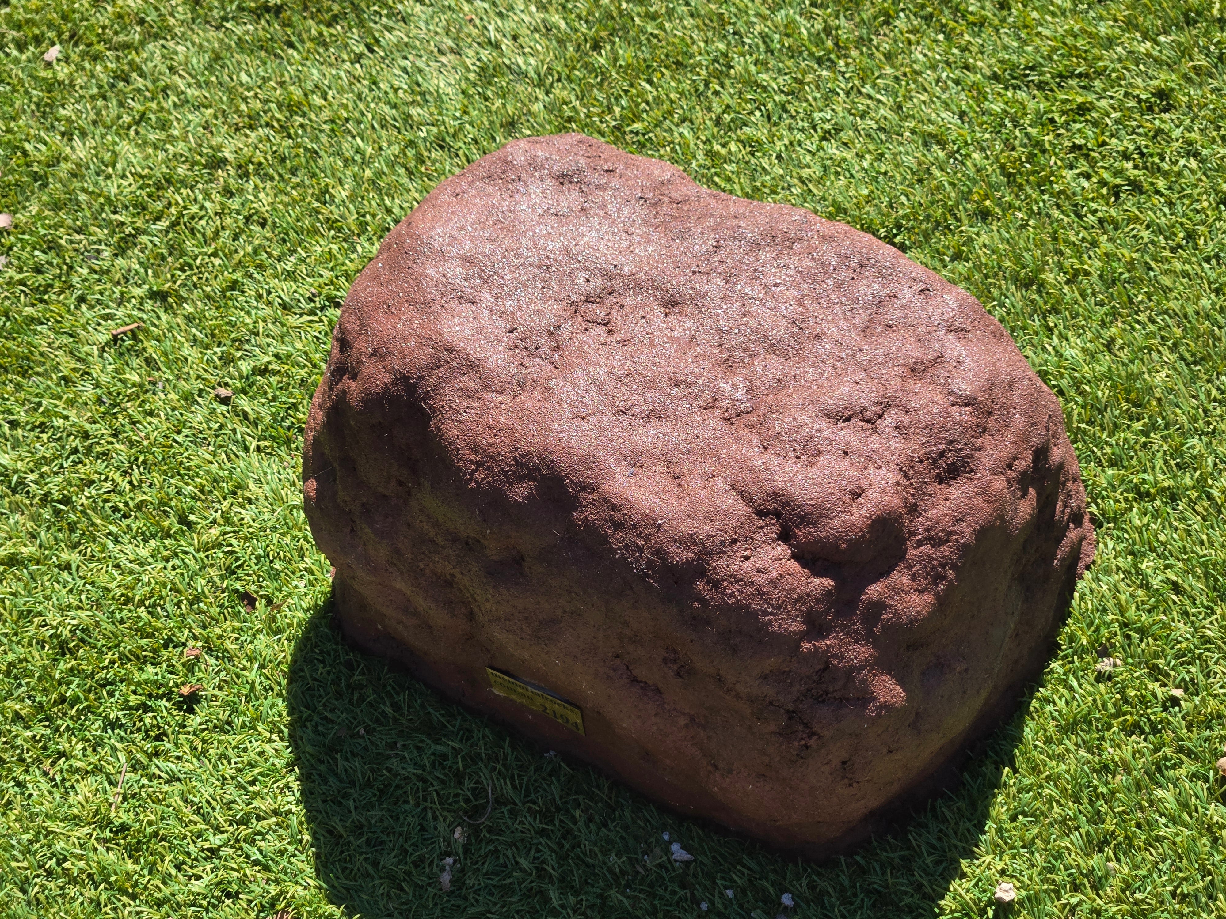 Memorial Rock Urn  2194 Regular Brown