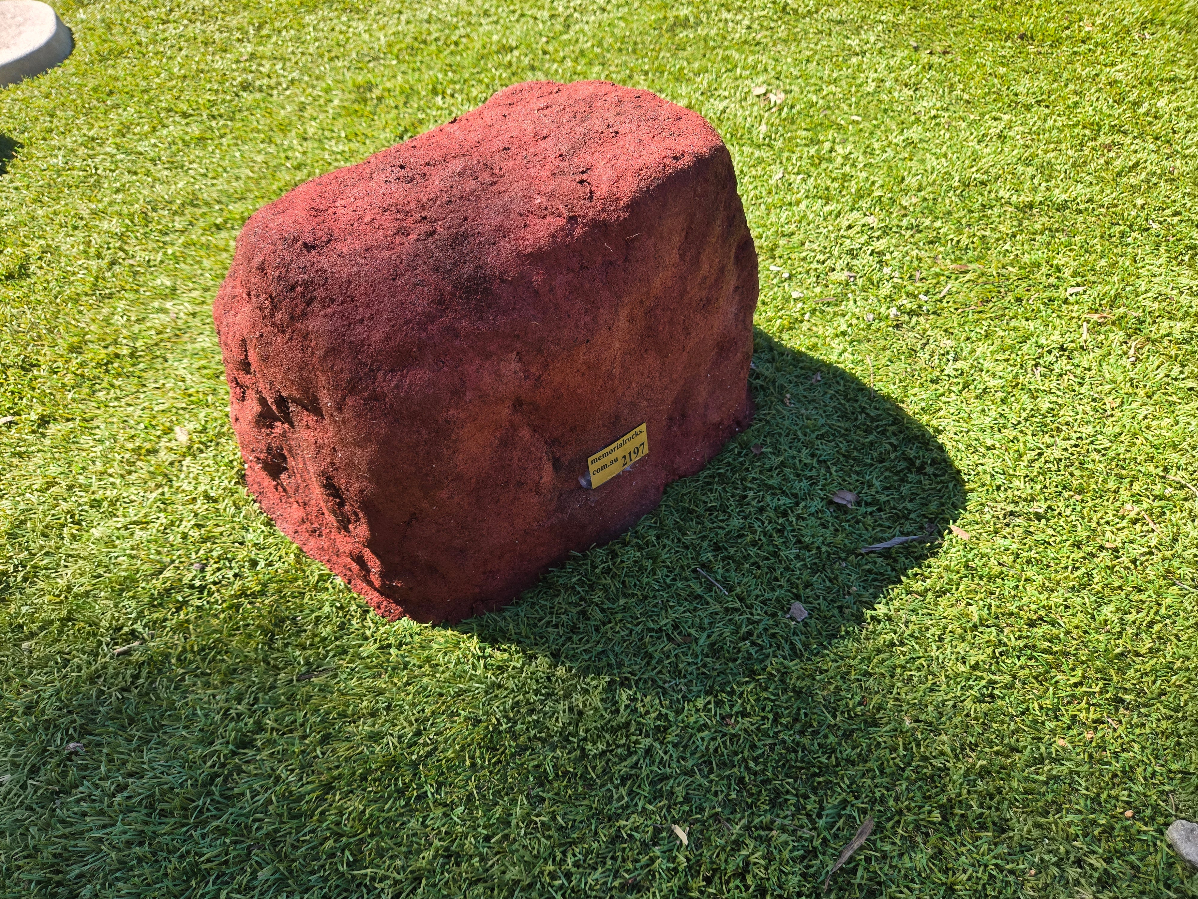 Memorial Rock Urn 2197 Medium Red