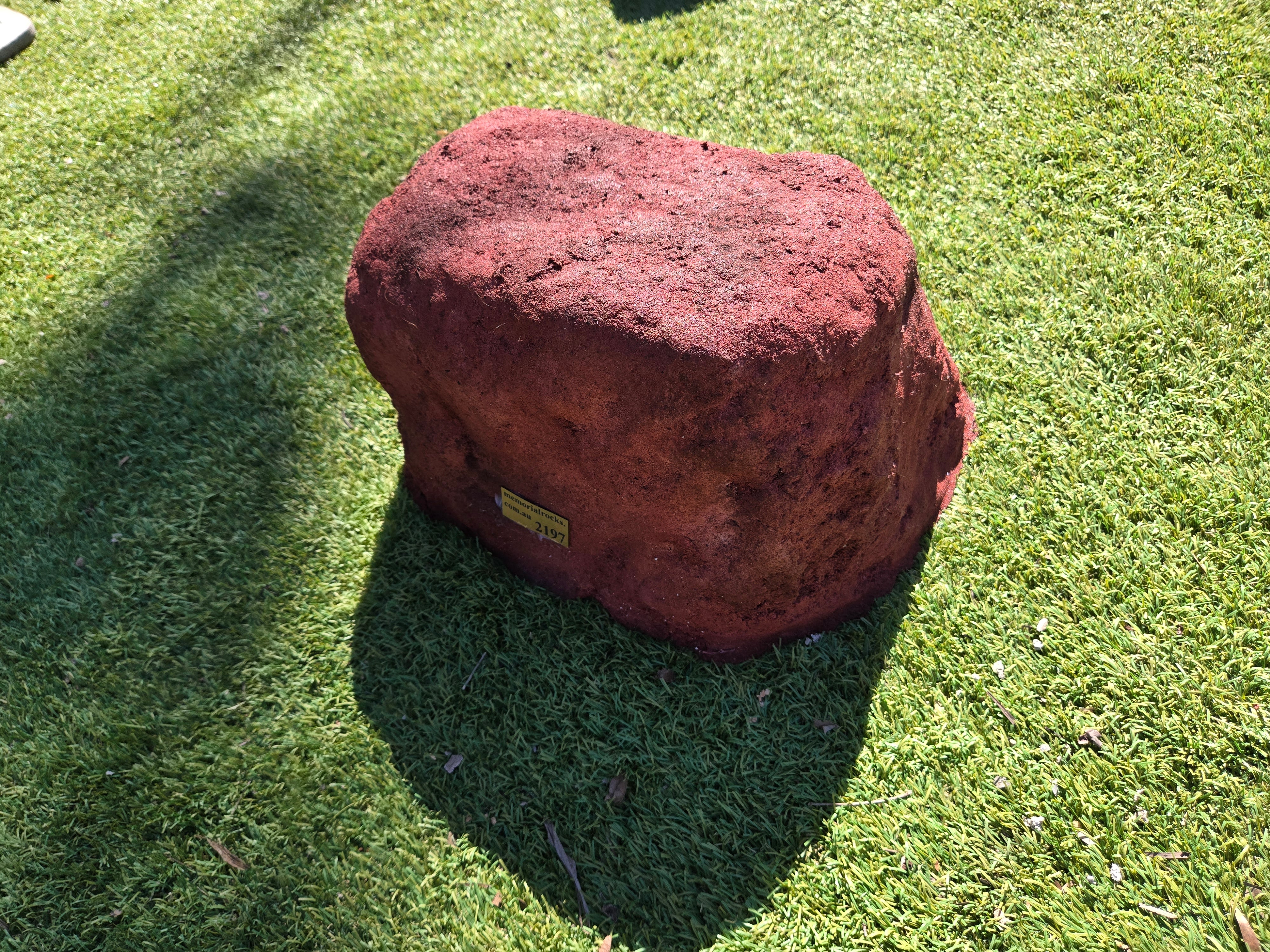 Memorial Rock Urn 2197 Medium Red