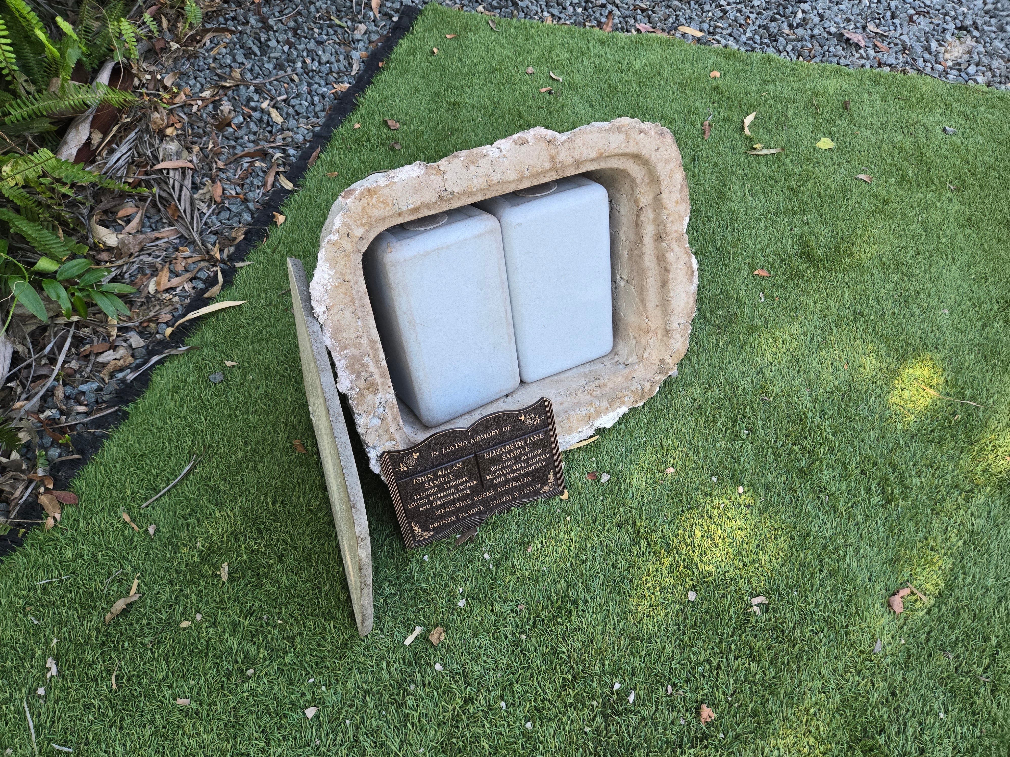 Memorial Rock Urn 2205 Large Double White