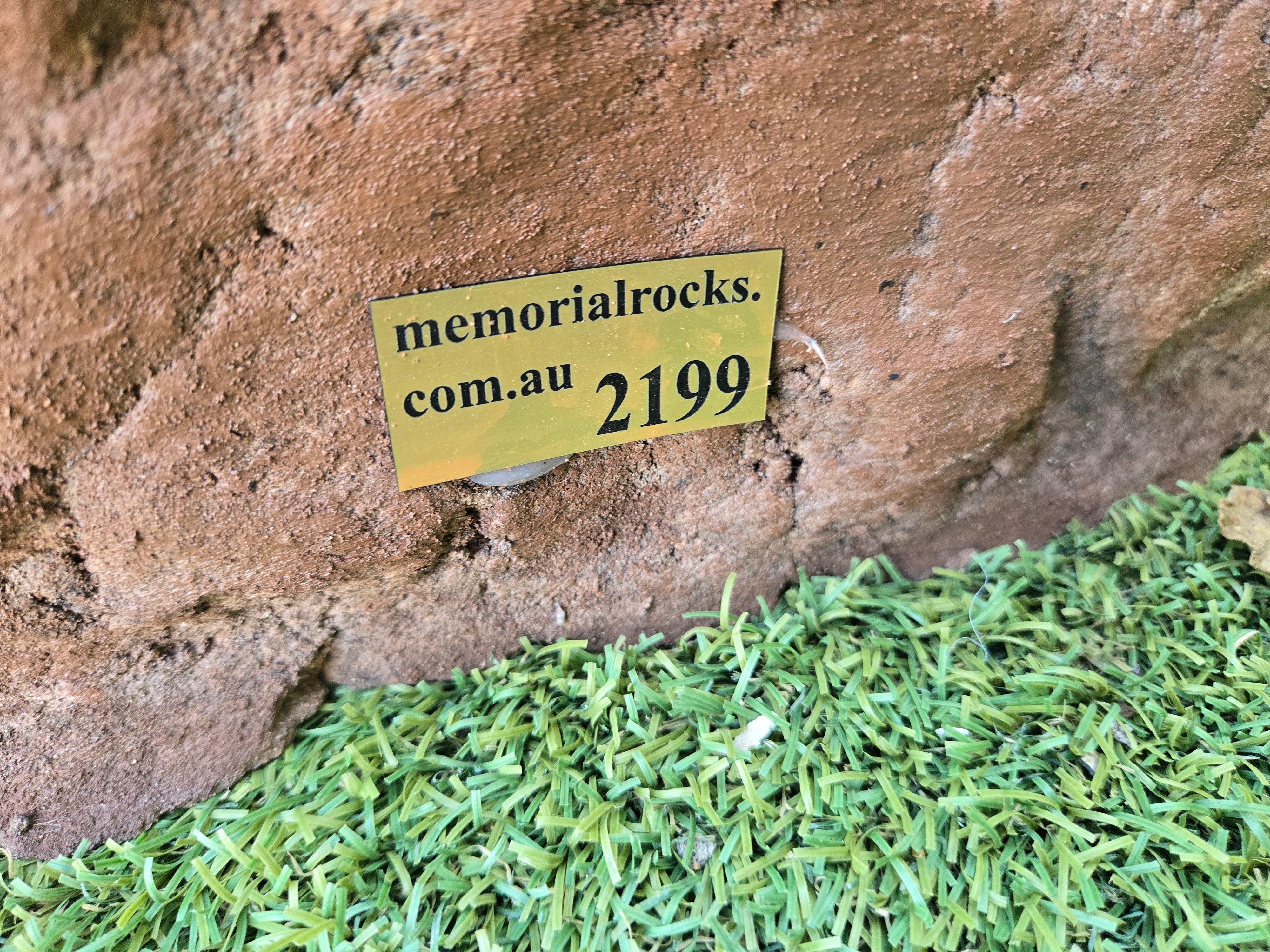 Memorial Rock Urn 2199 Large Double Brown