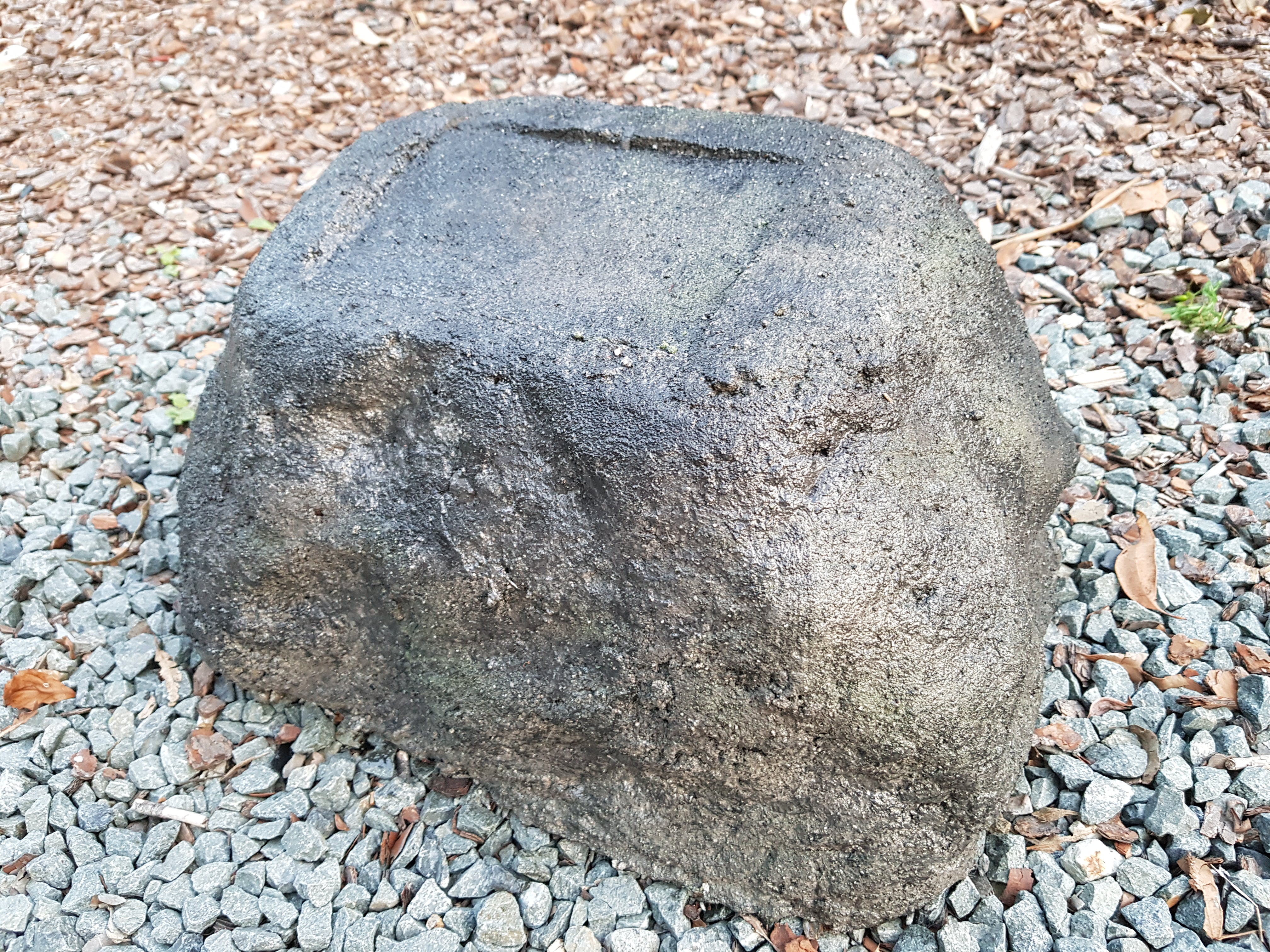 Memorial Rock Urn 971 Medium-Single