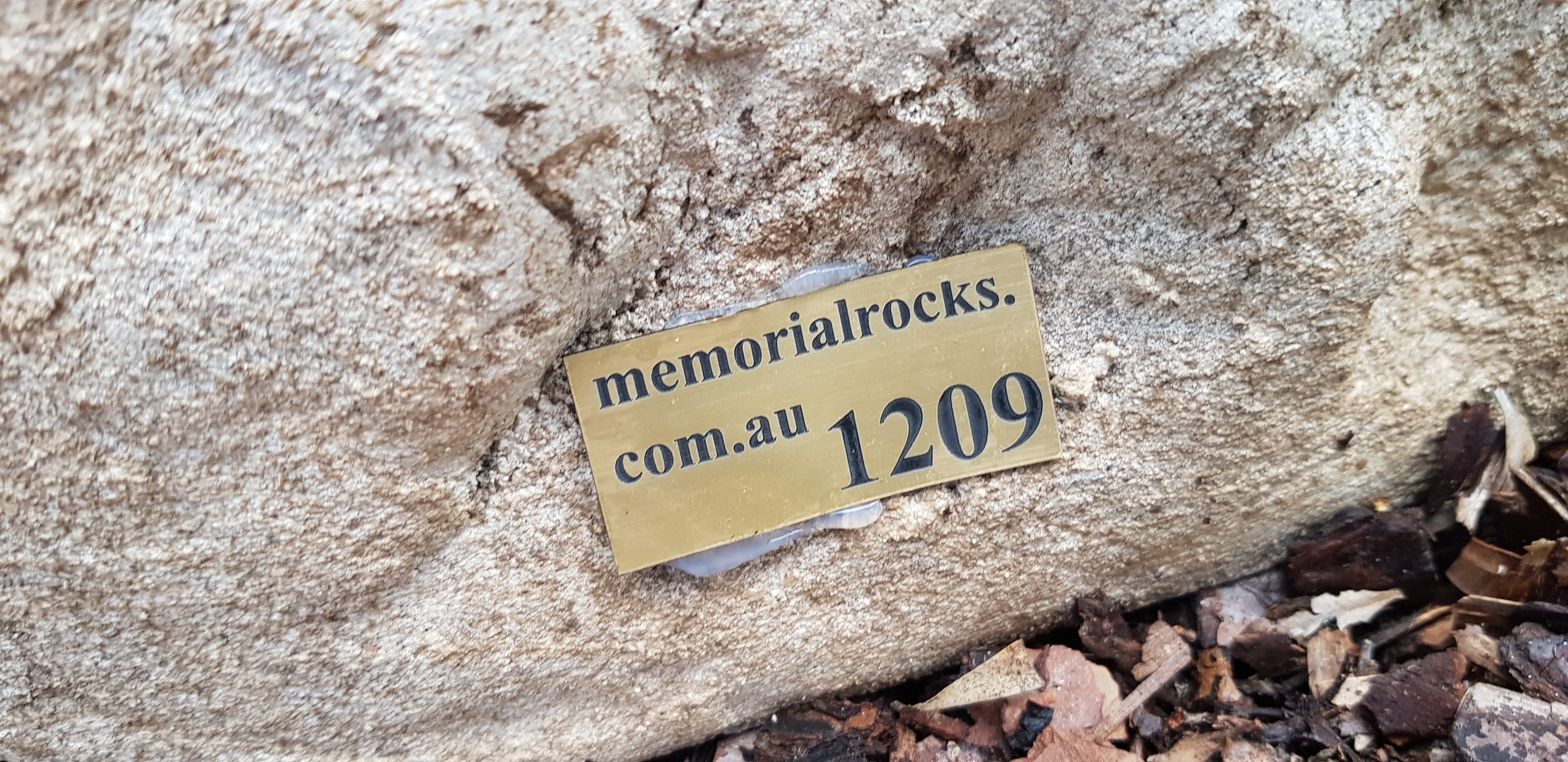 PET Memorial Rock Urn 1209