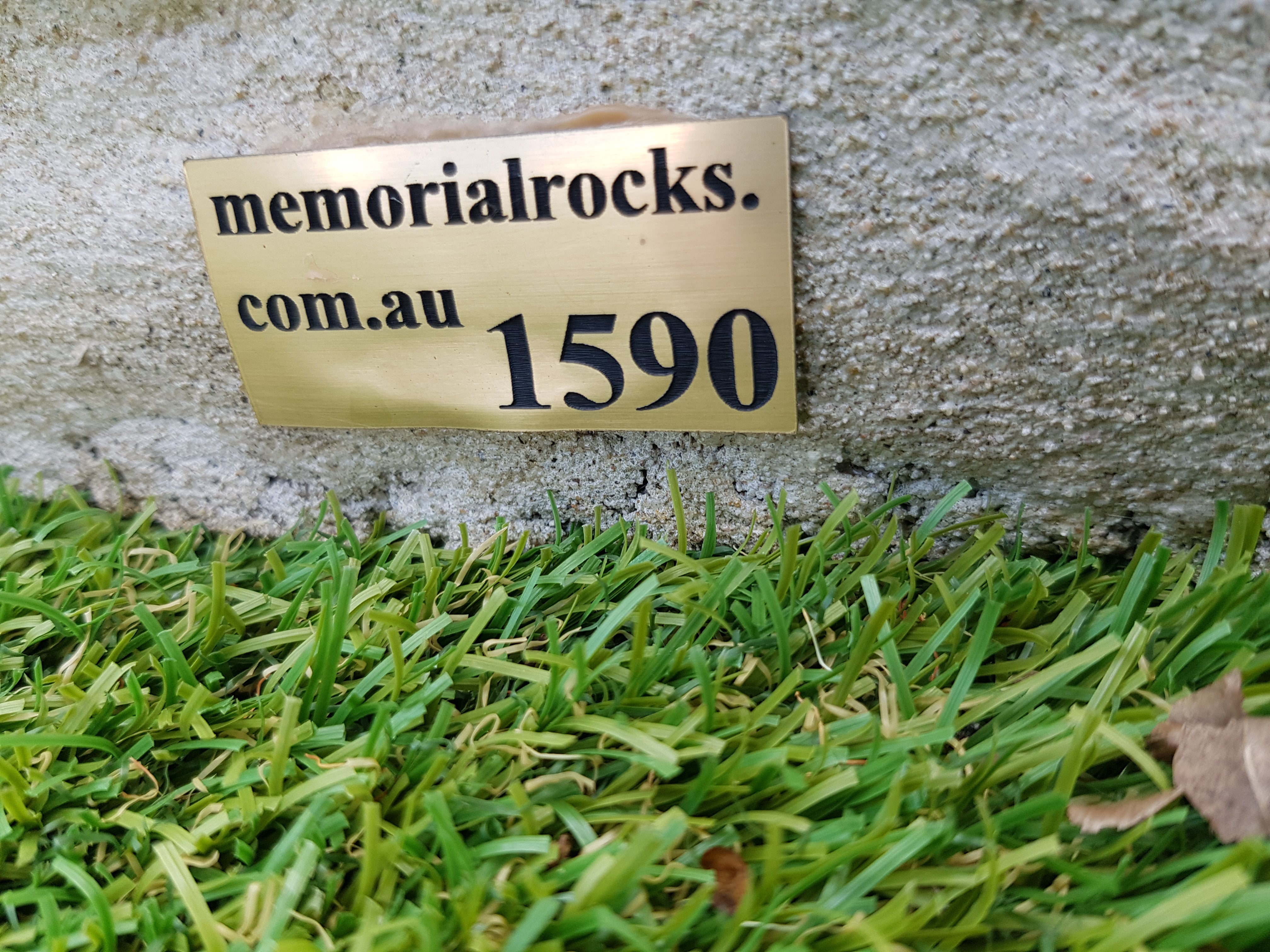 Memorial Rock Head Stone  Urn 1590 Regular  Novelty